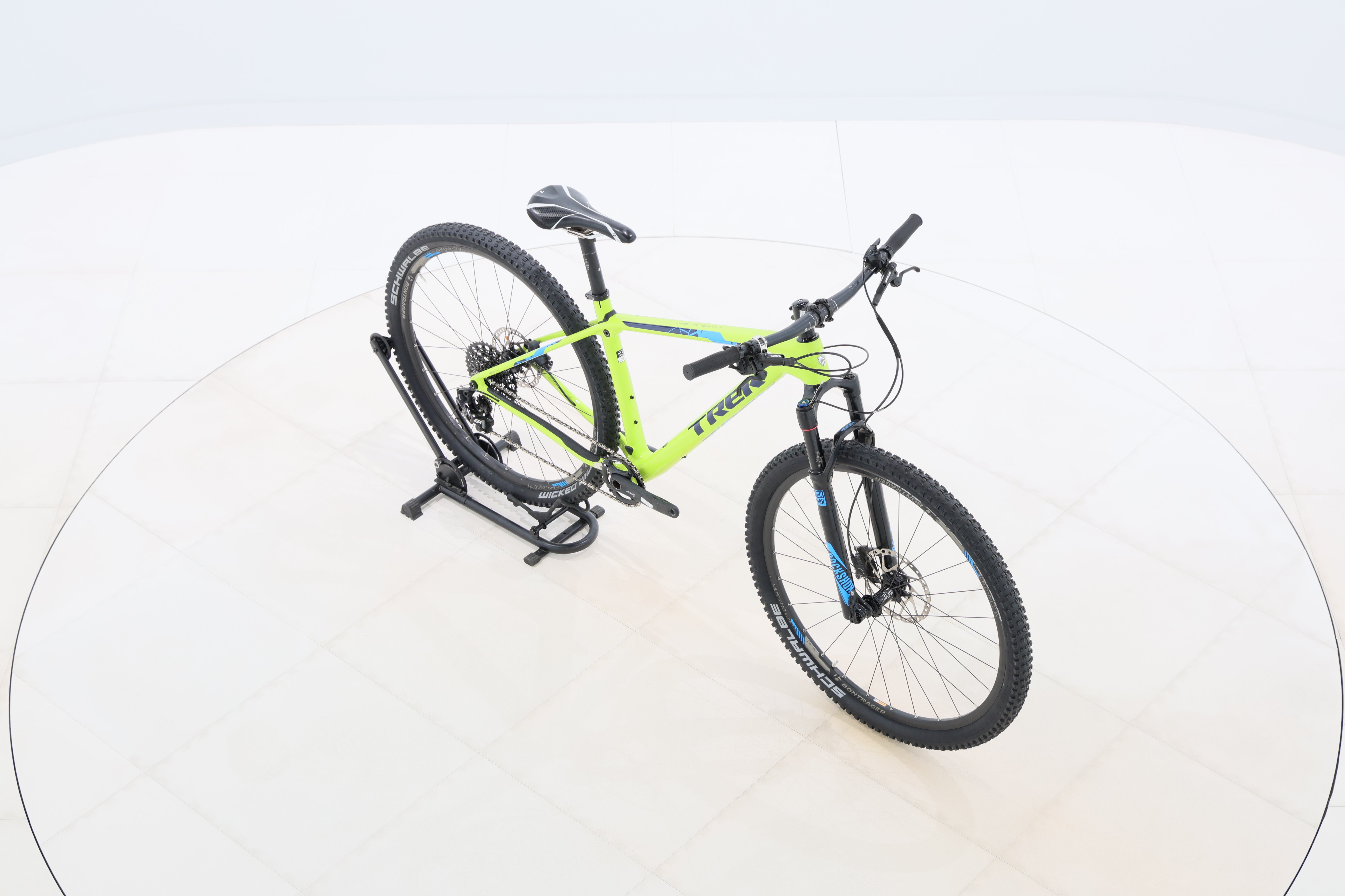 22c3cd11-dd4f-40c6-b2f4-01f0f98e5e1c