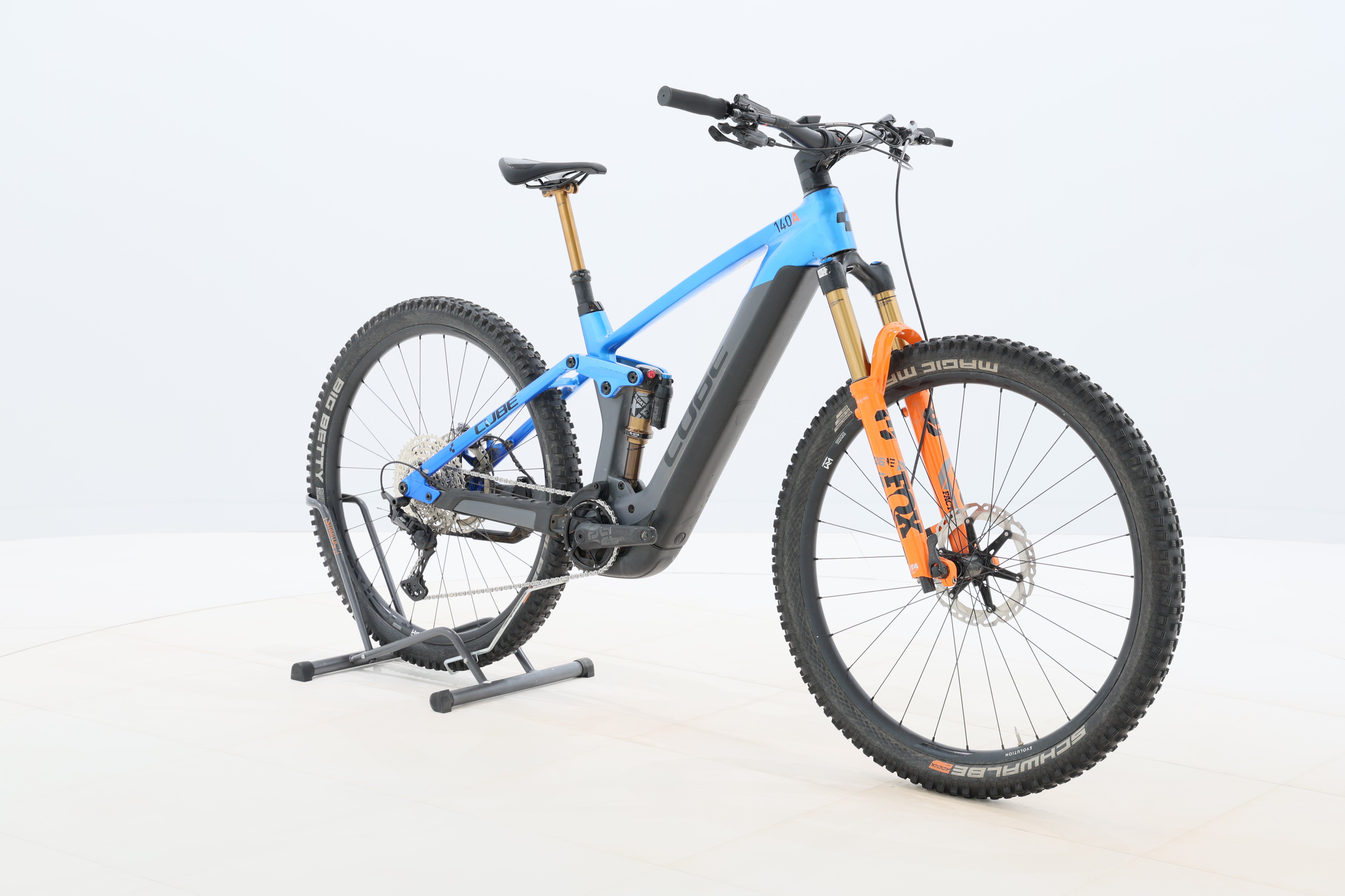 4236ca98-8694-43fb-83bd-e454a1c13bf5