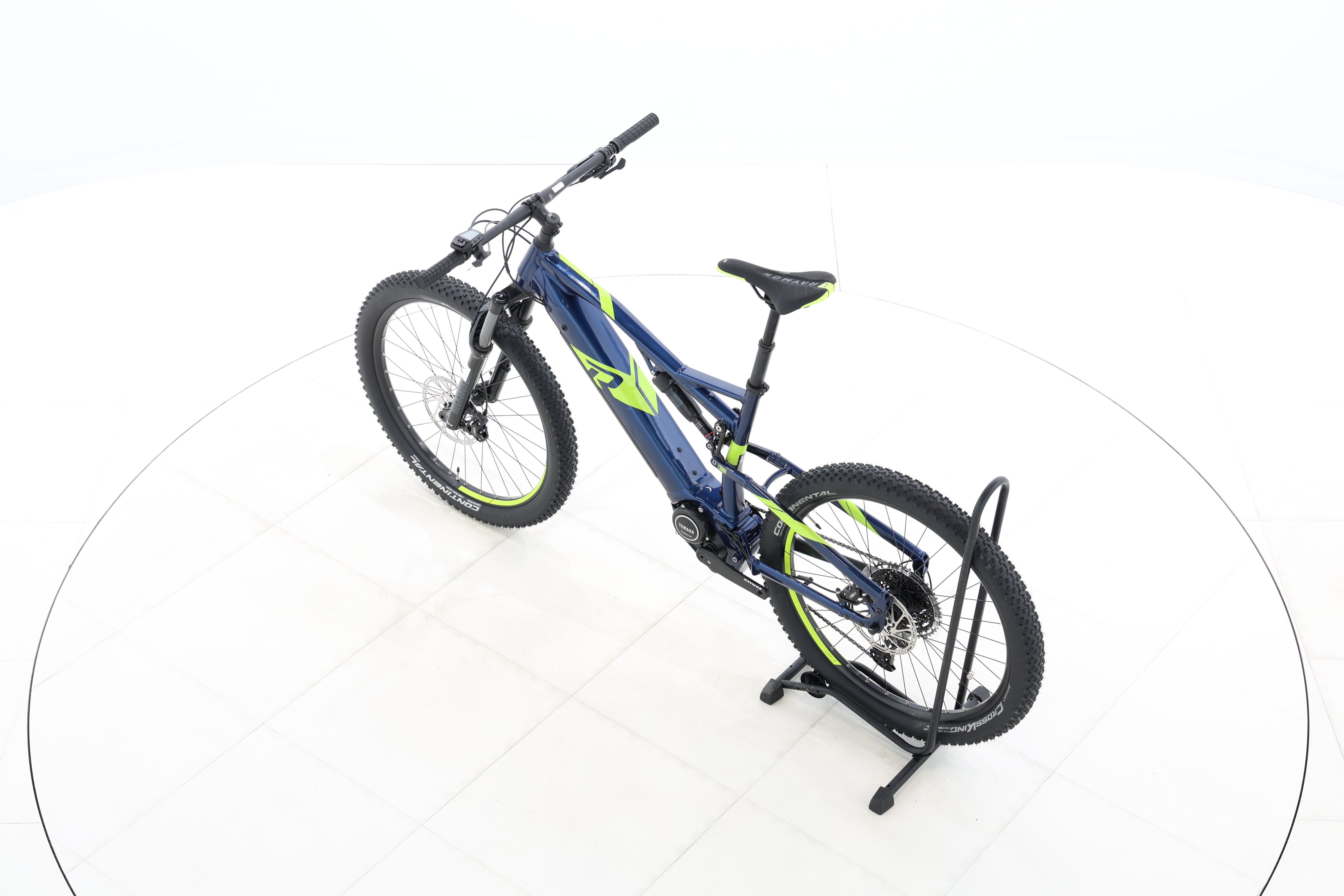 2096d022-ac13-41d6-af67-07e3f74045fc