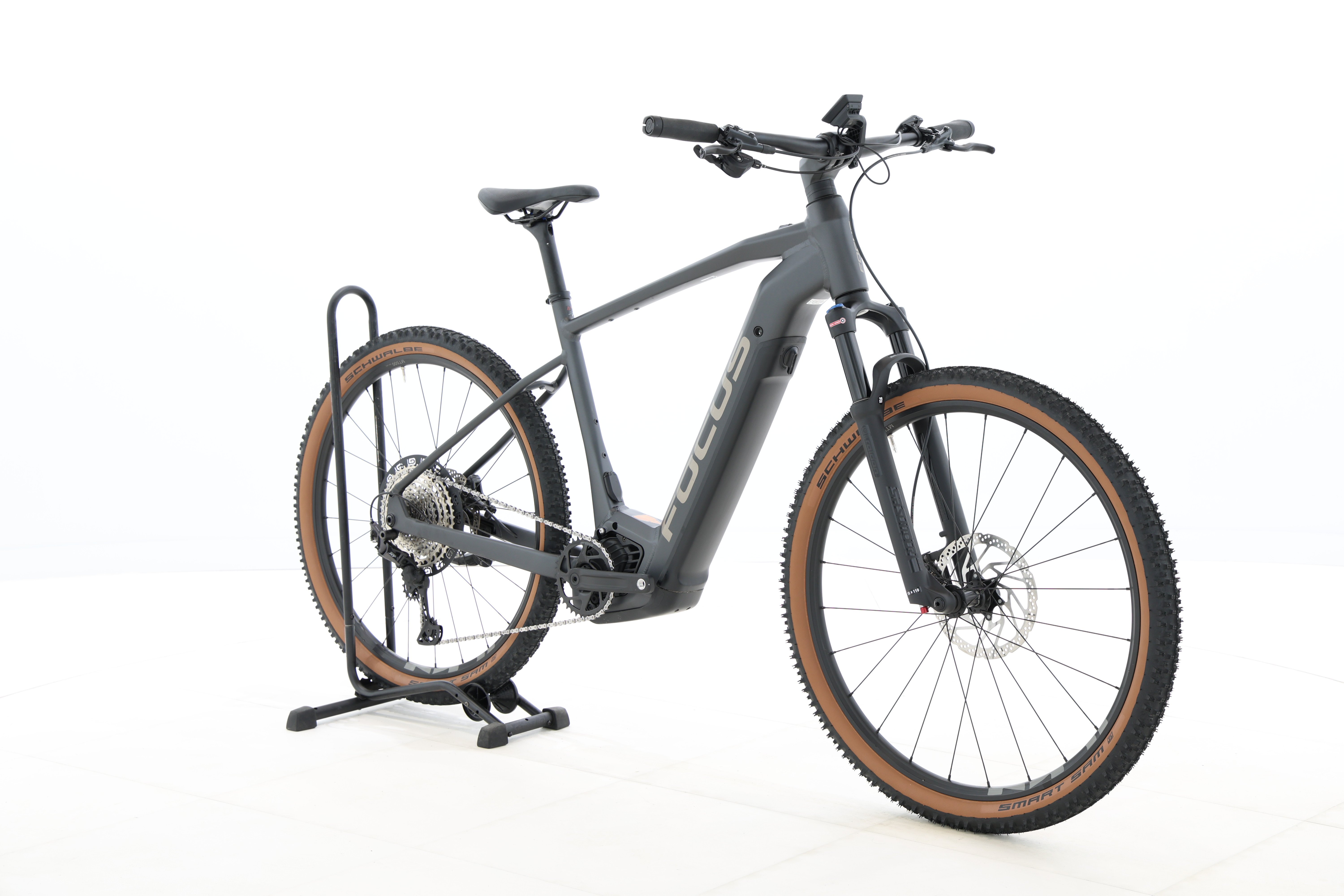 92a57c6a-4c47-4140-bf2f-b841a05894a1