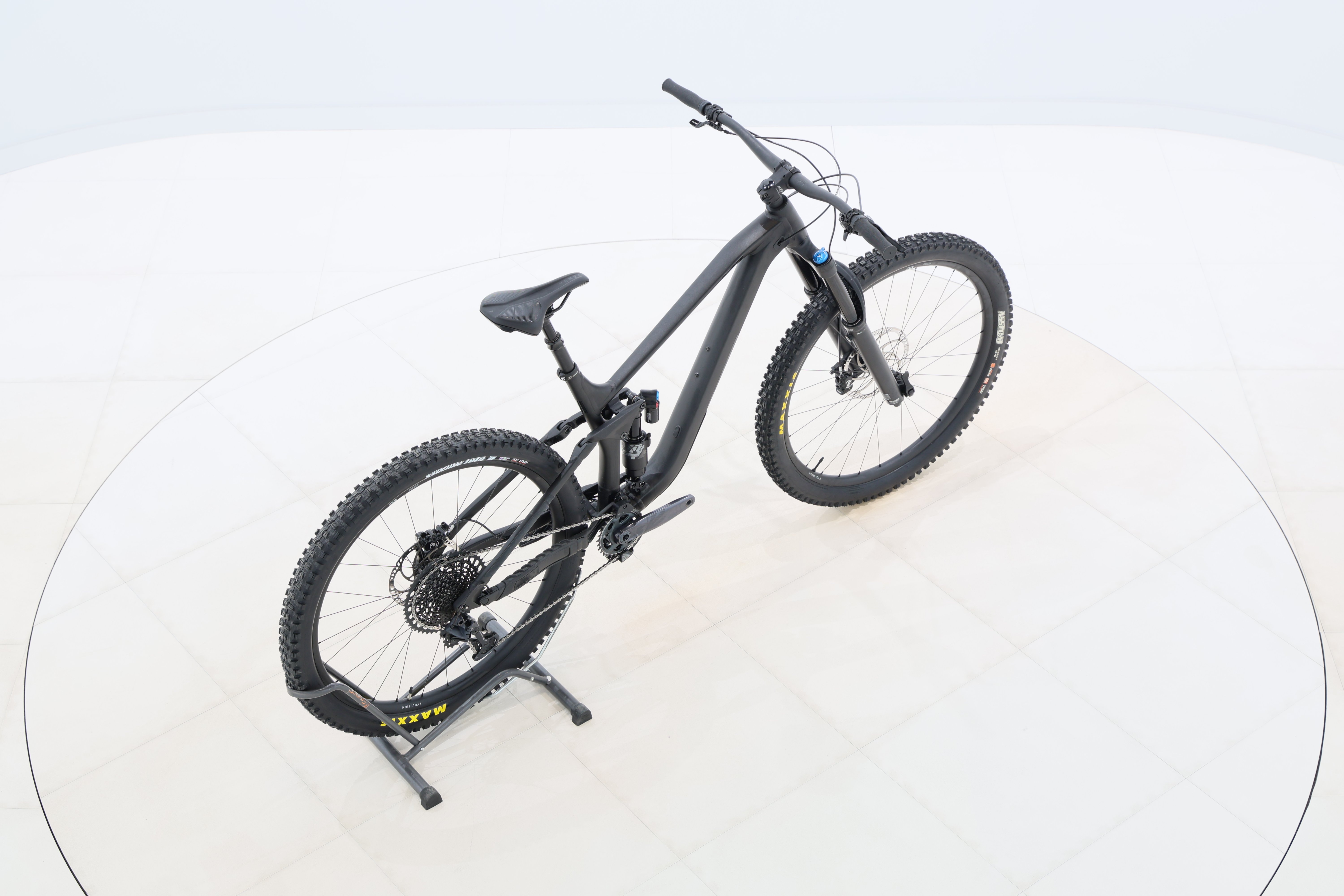 82a8beeb-1049-4986-a021-c69f1271430f