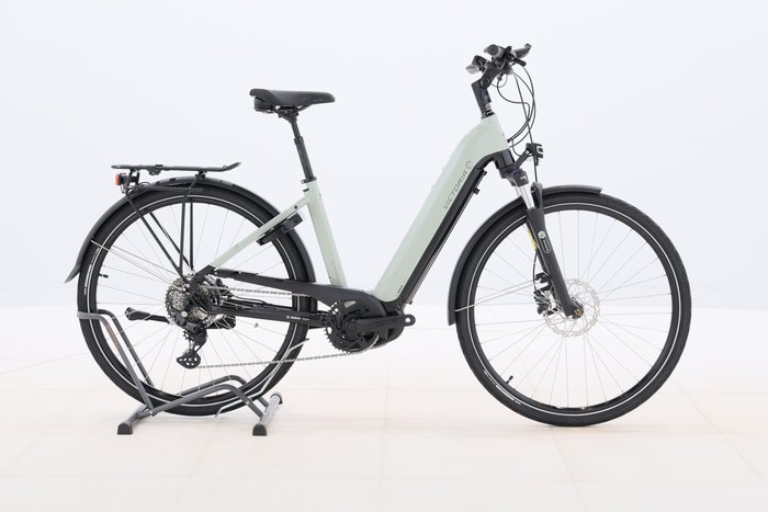 Victoria E TREKKING 12.8 2022