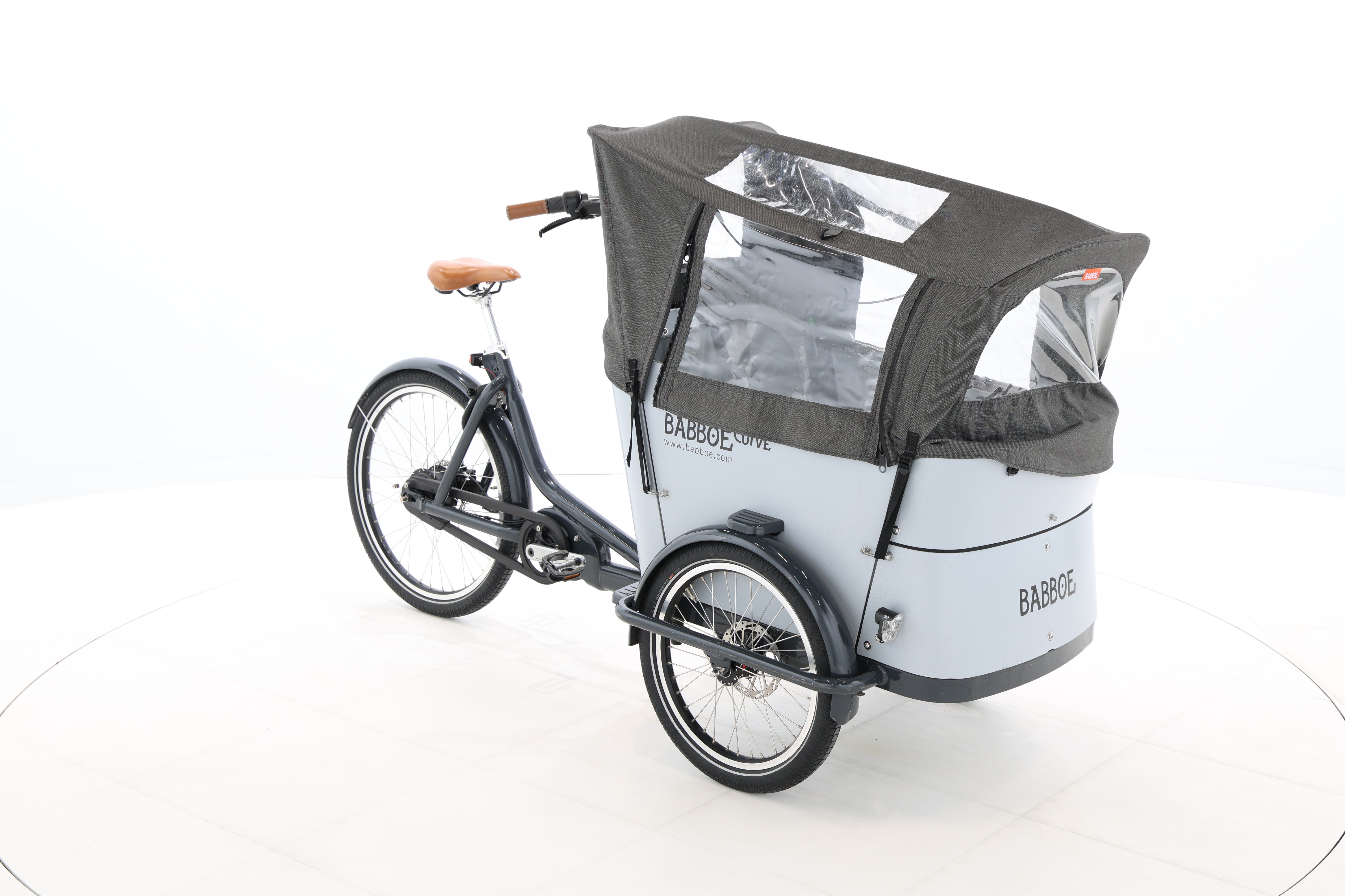 7608b5db-a3f6-4243-a827-104c2975f564