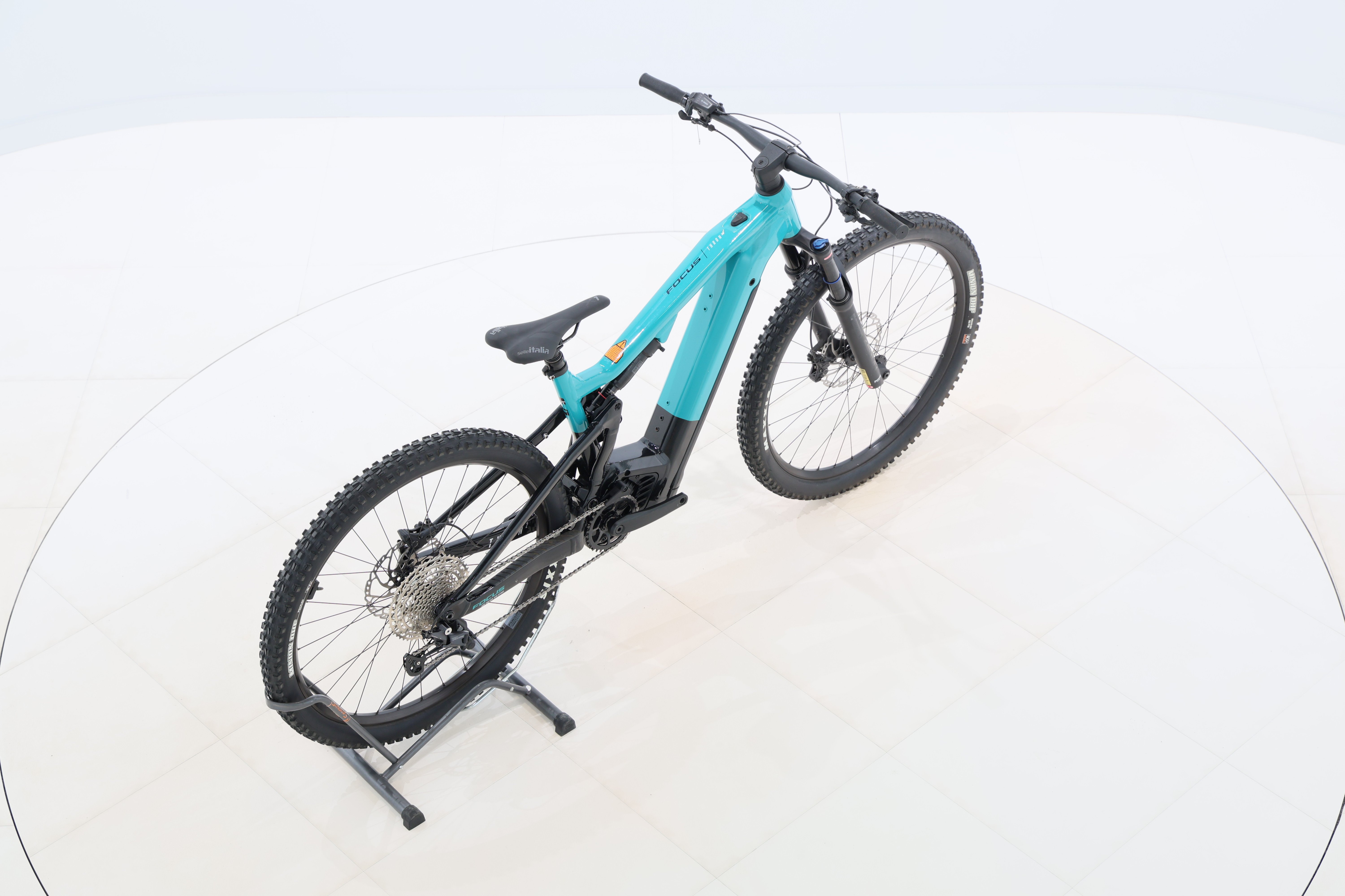 927b5456-08d0-4d80-9e45-e53f0790820e