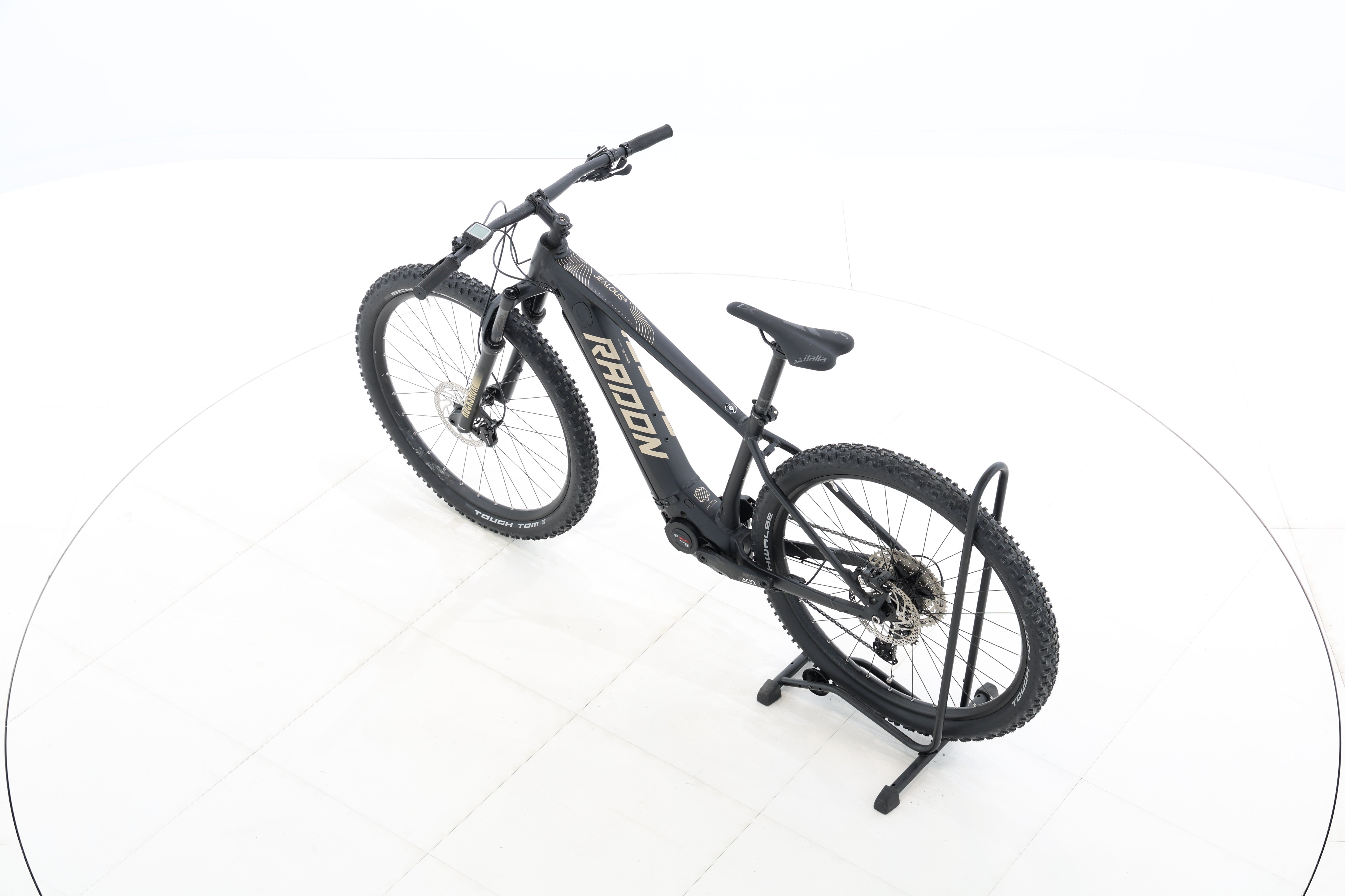 1600b6b2-423d-4e85-8c35-e826607a4382