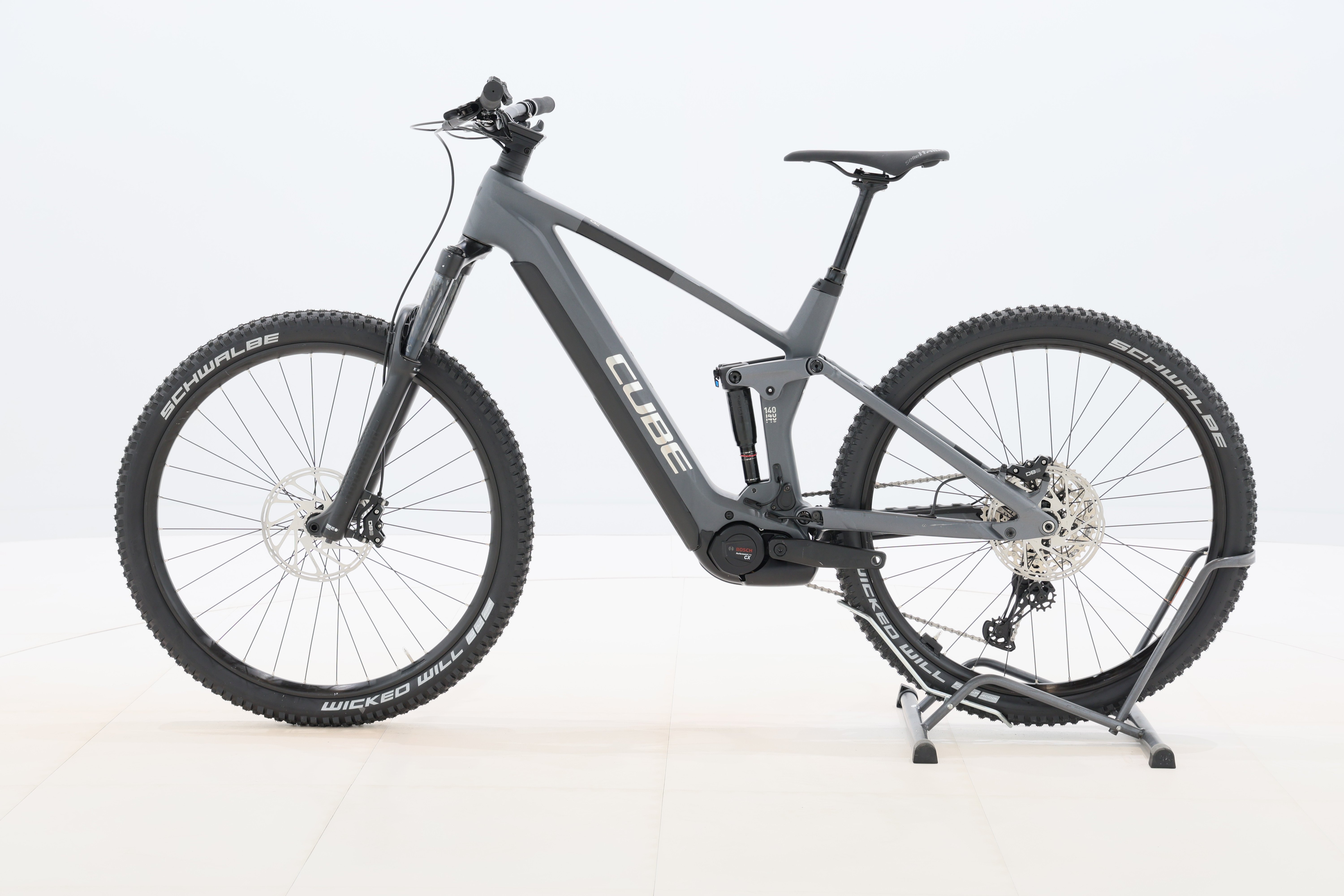 04d7aad7-dc72-4dfd-9d5b-0f04531af960