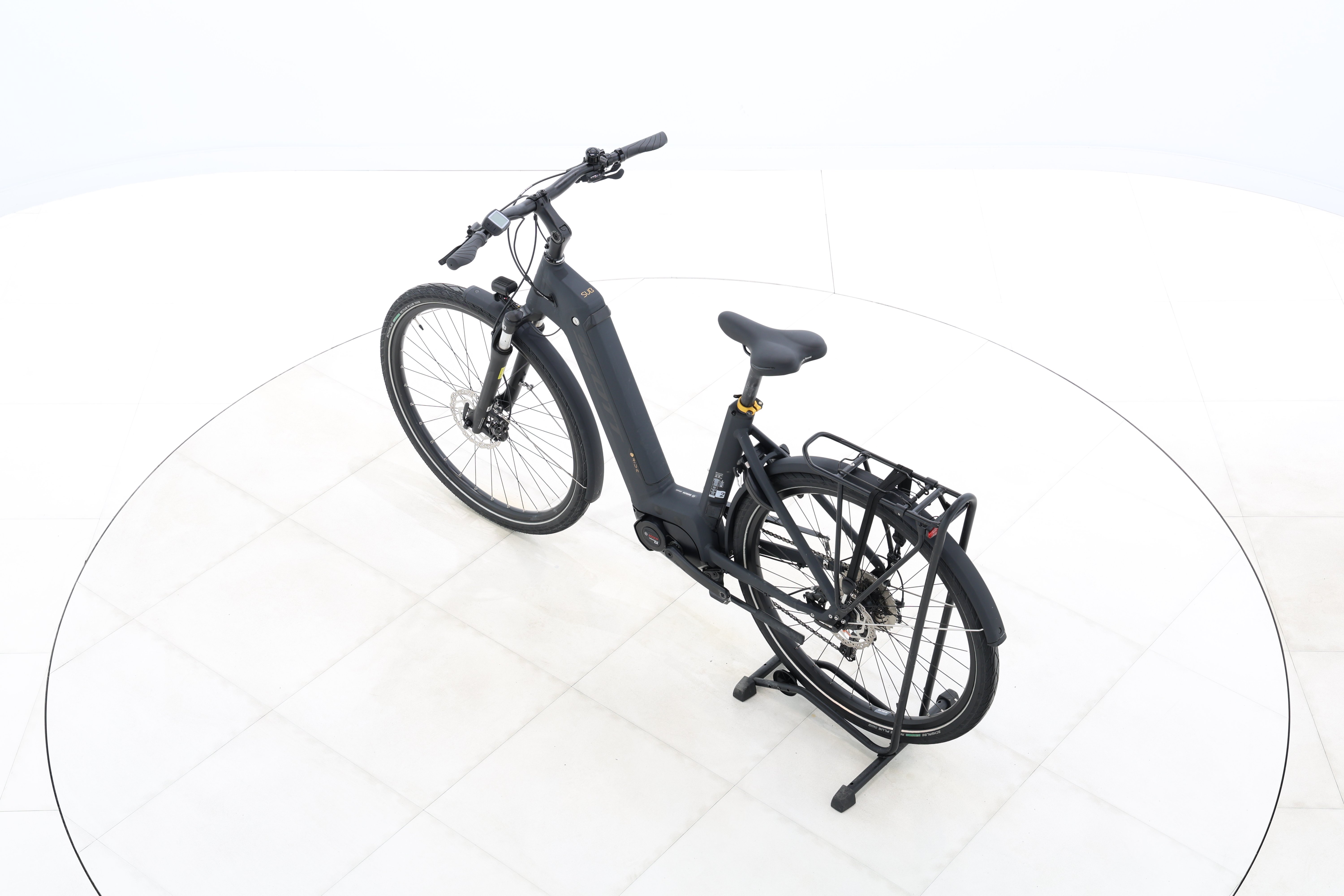 8f0fadfd-851d-42c8-9002-f7662212d70b