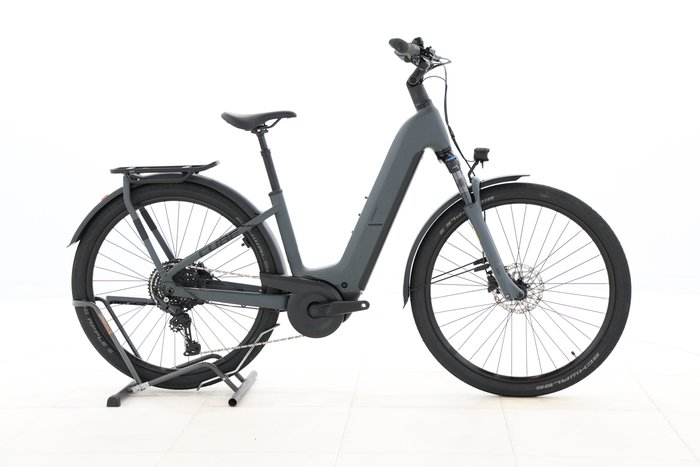 Cube Kathmandu Hybrid ONE 800 2025