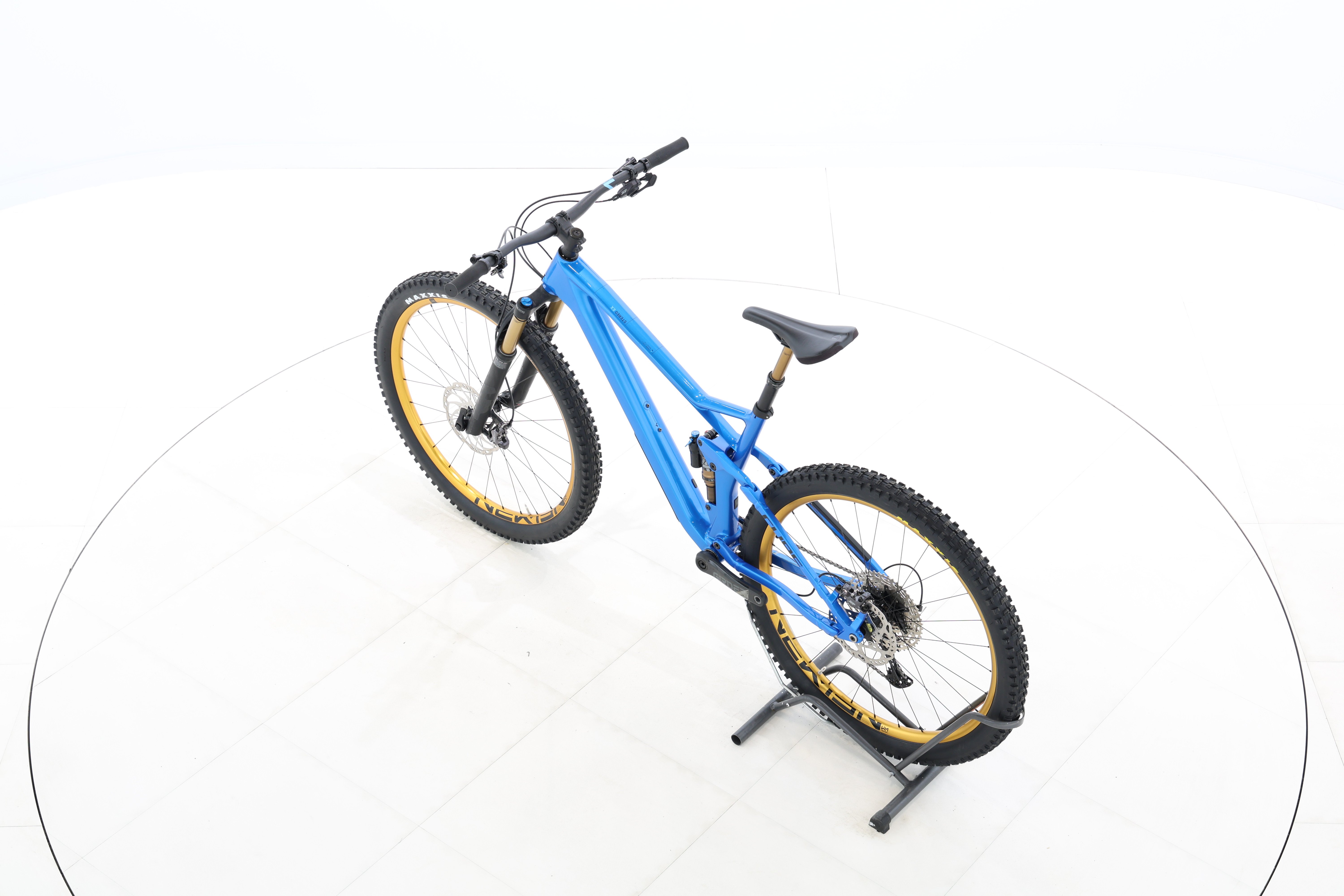 1d0190d4-e688-41d8-9df2-fedab986c154