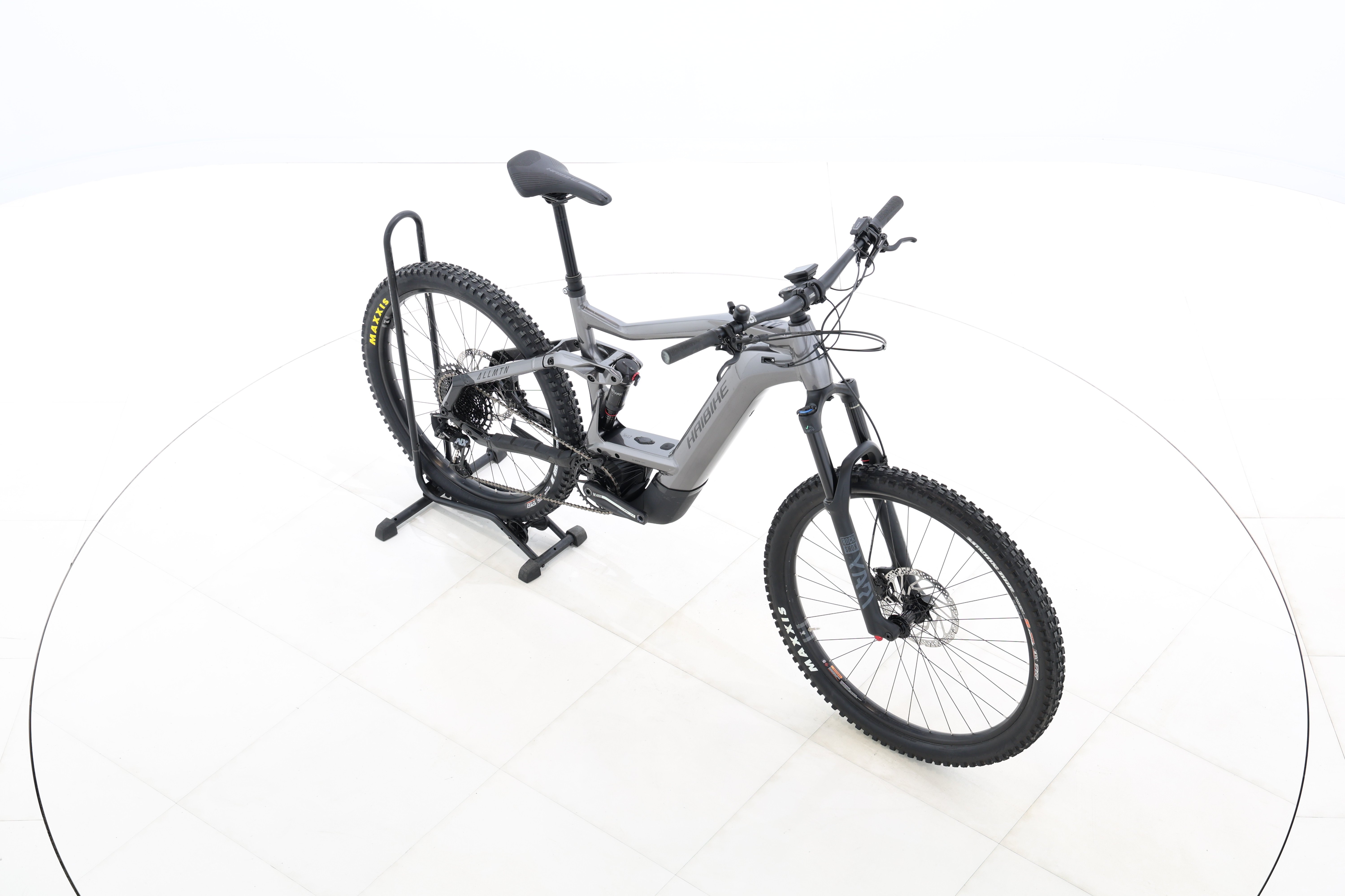 3ef394f3-e600-474f-8ccb-3230438d954b