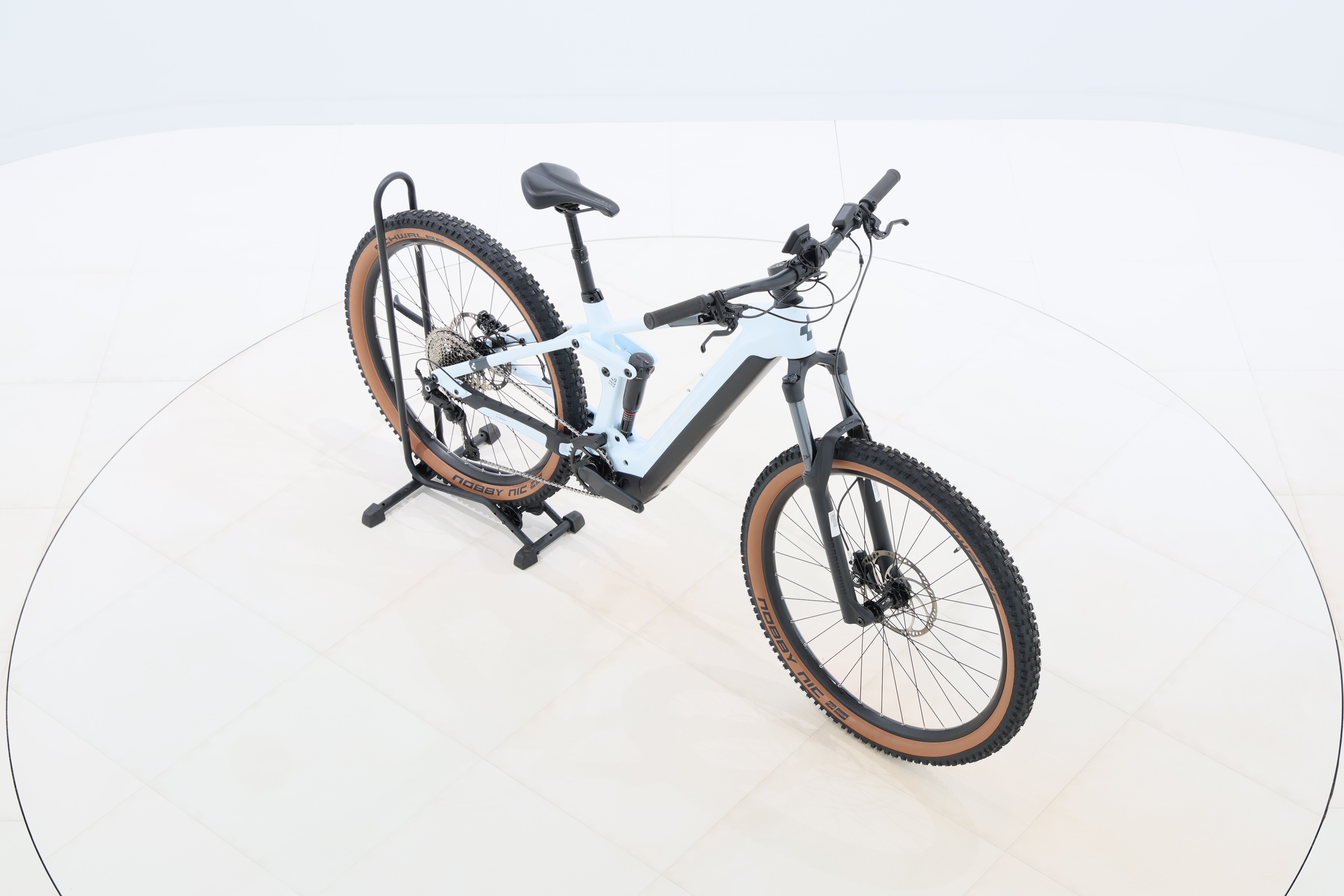 5ba49817-222a-45a9-87a4-b3ee544b6283