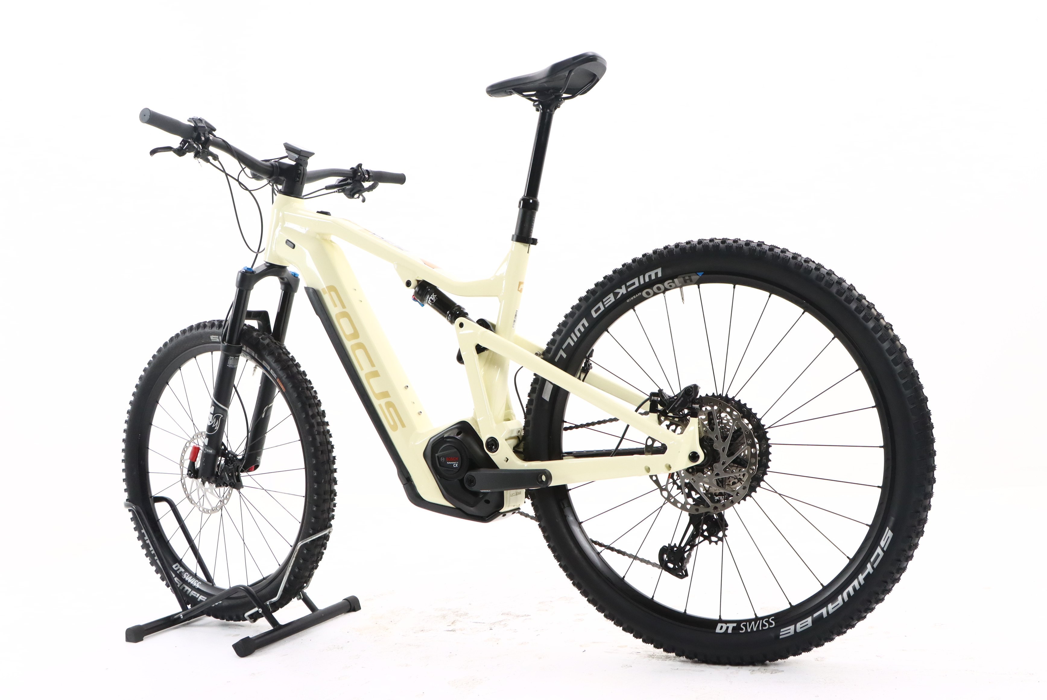 8e333adb-6f7a-469b-952e-ab5116339d8d