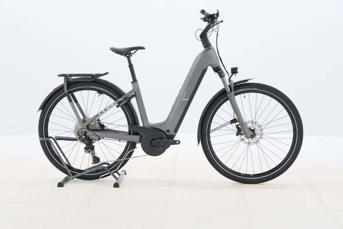 Cube Kathmandu Hybrid Pro 800 2025