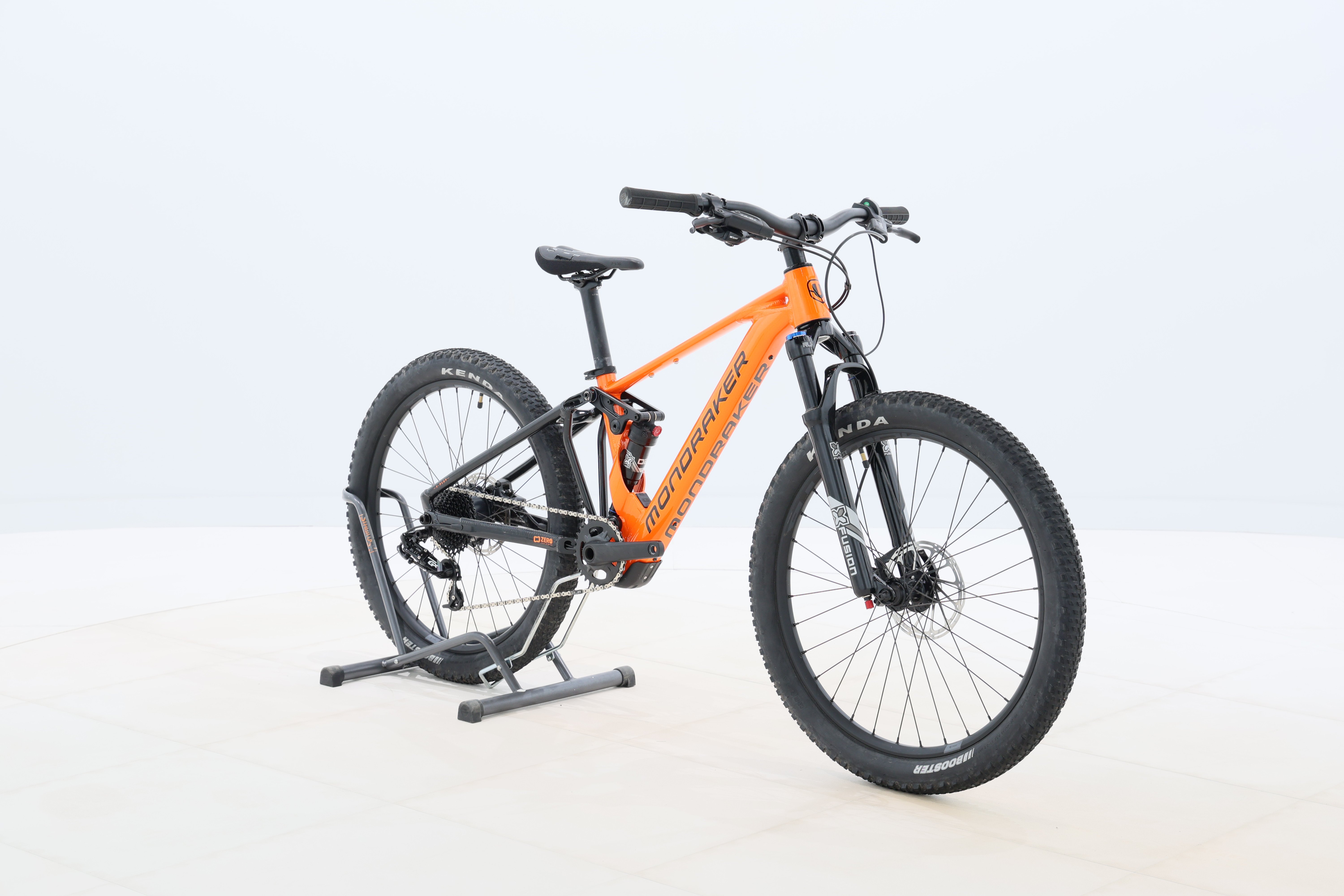 e48f10b1-41b1-4ffc-8c0b-f8a819505204