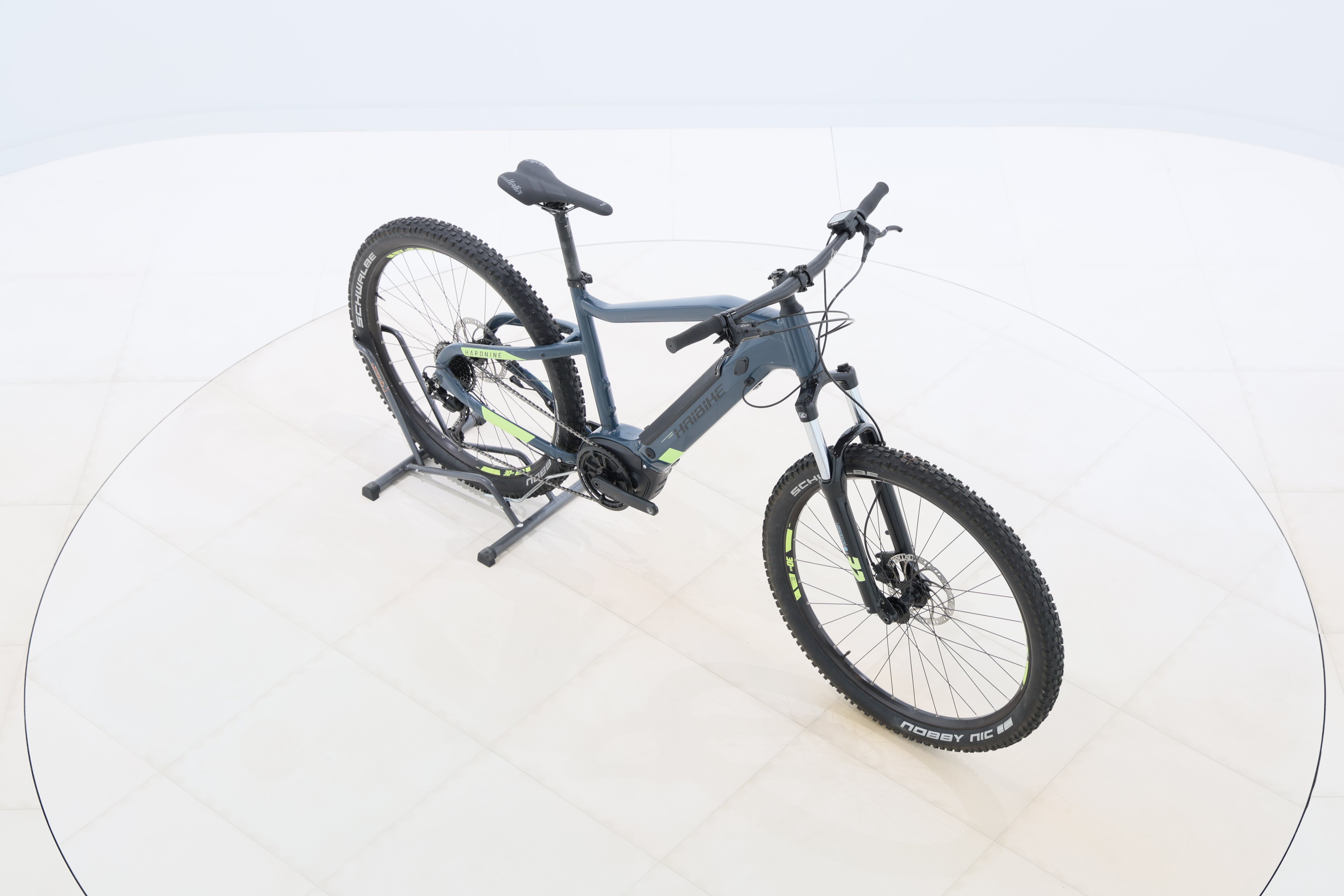 804e499c-66ab-43f0-8ad1-f50307d692b4