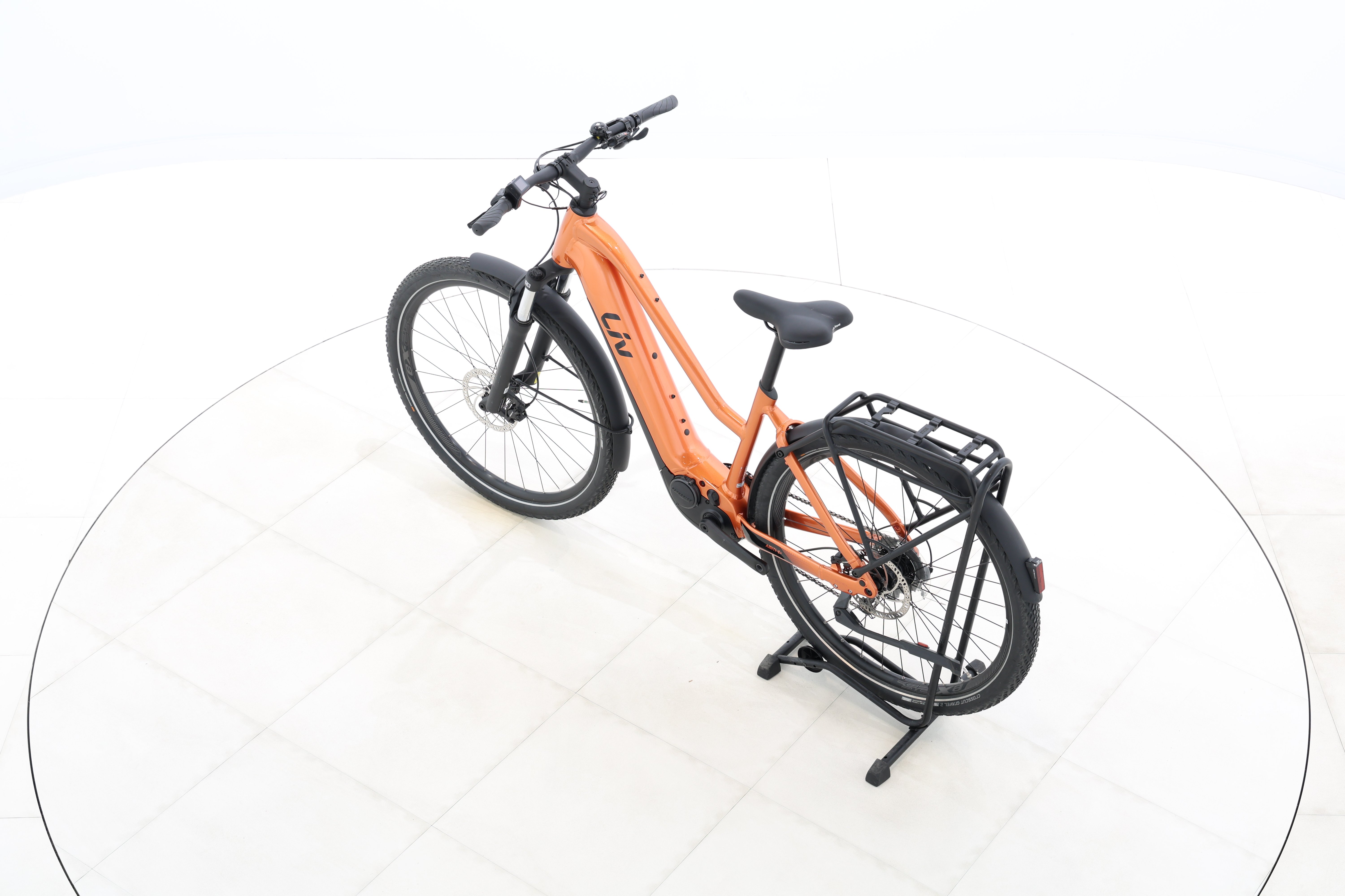 0b932f84-4ec8-4204-ab2c-6501f4861817