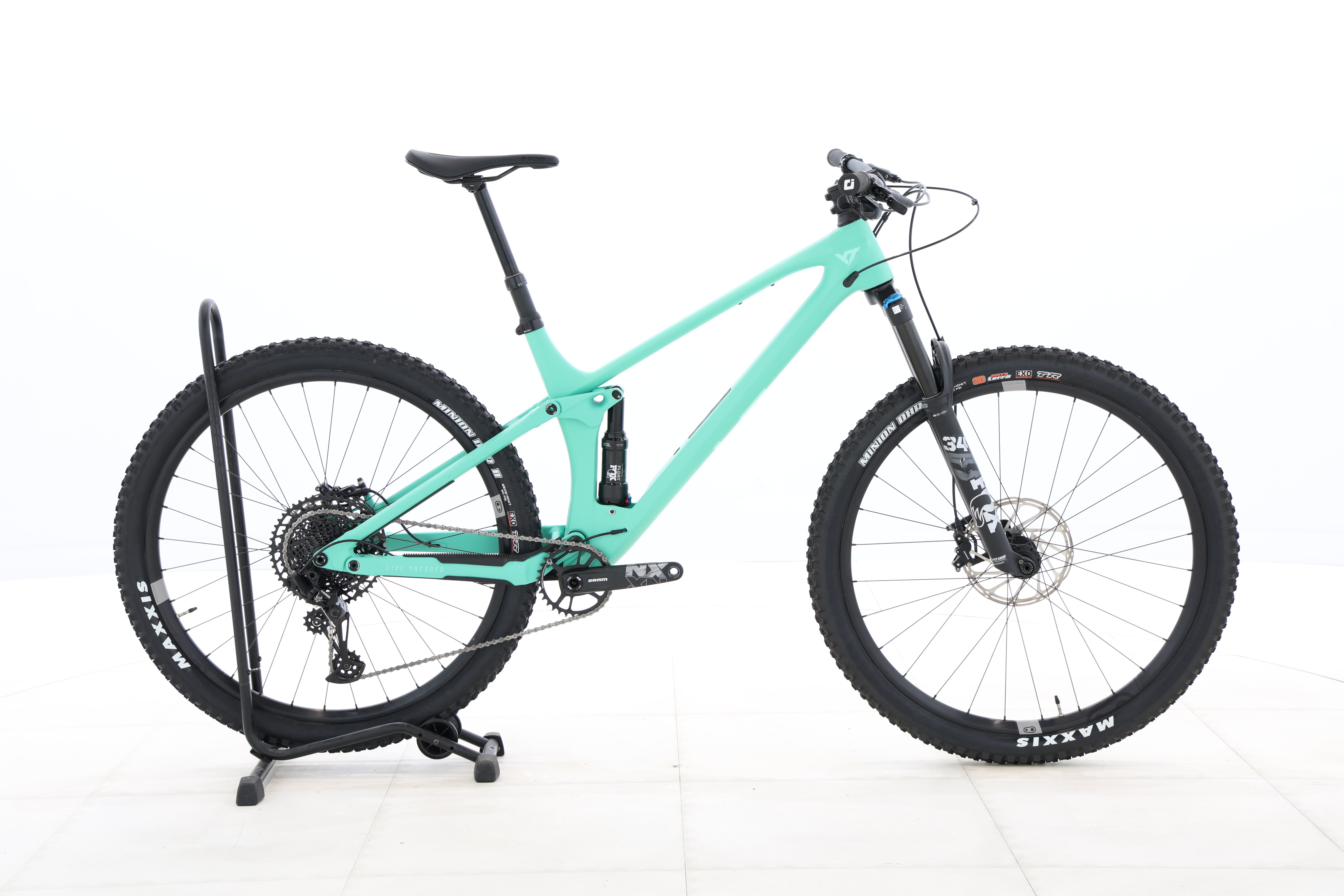 1e6301d4-6ca0-4de2-9e79-49a537d9e1d8