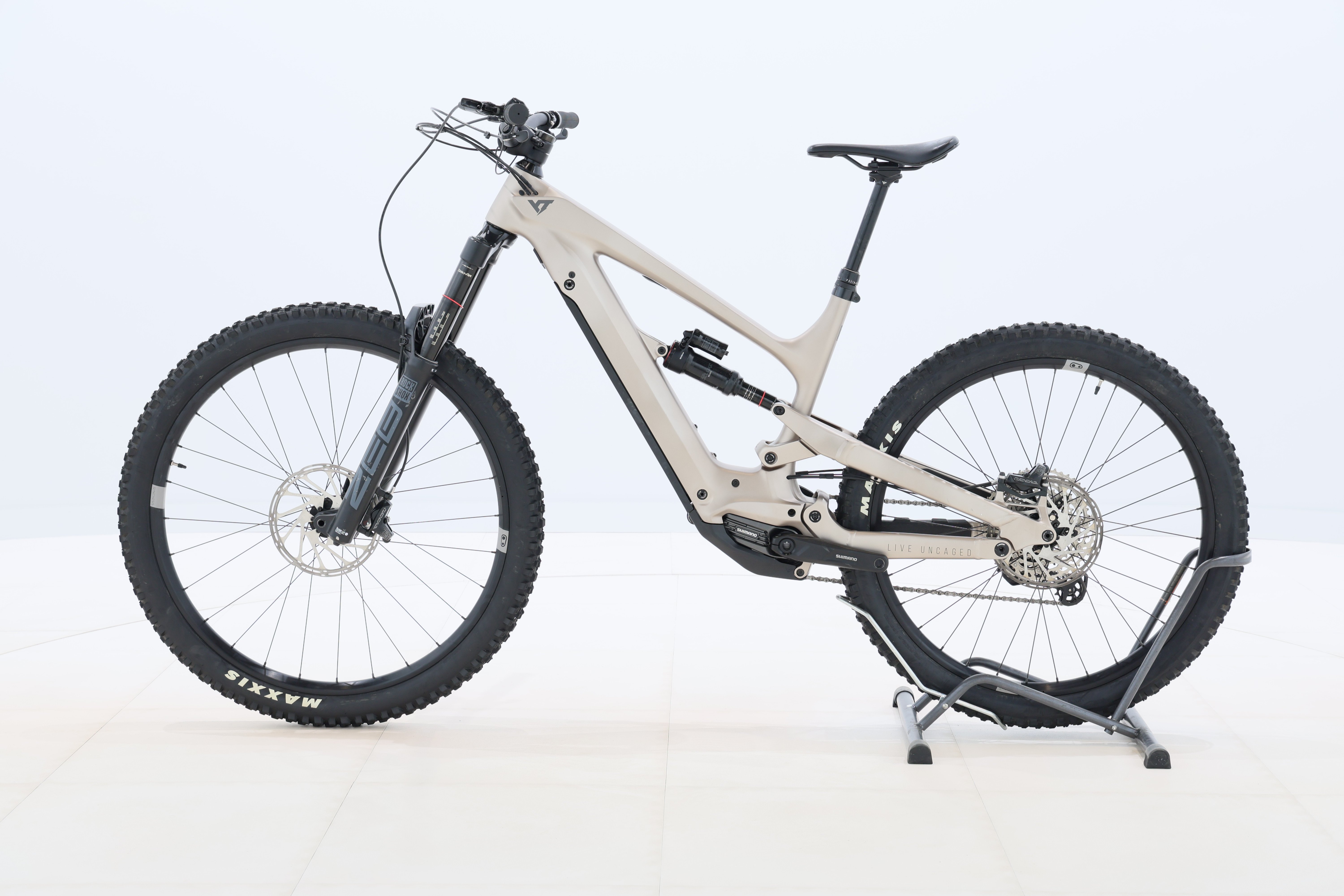 c1889fab-65b7-40ea-b45a-9849b86570c9