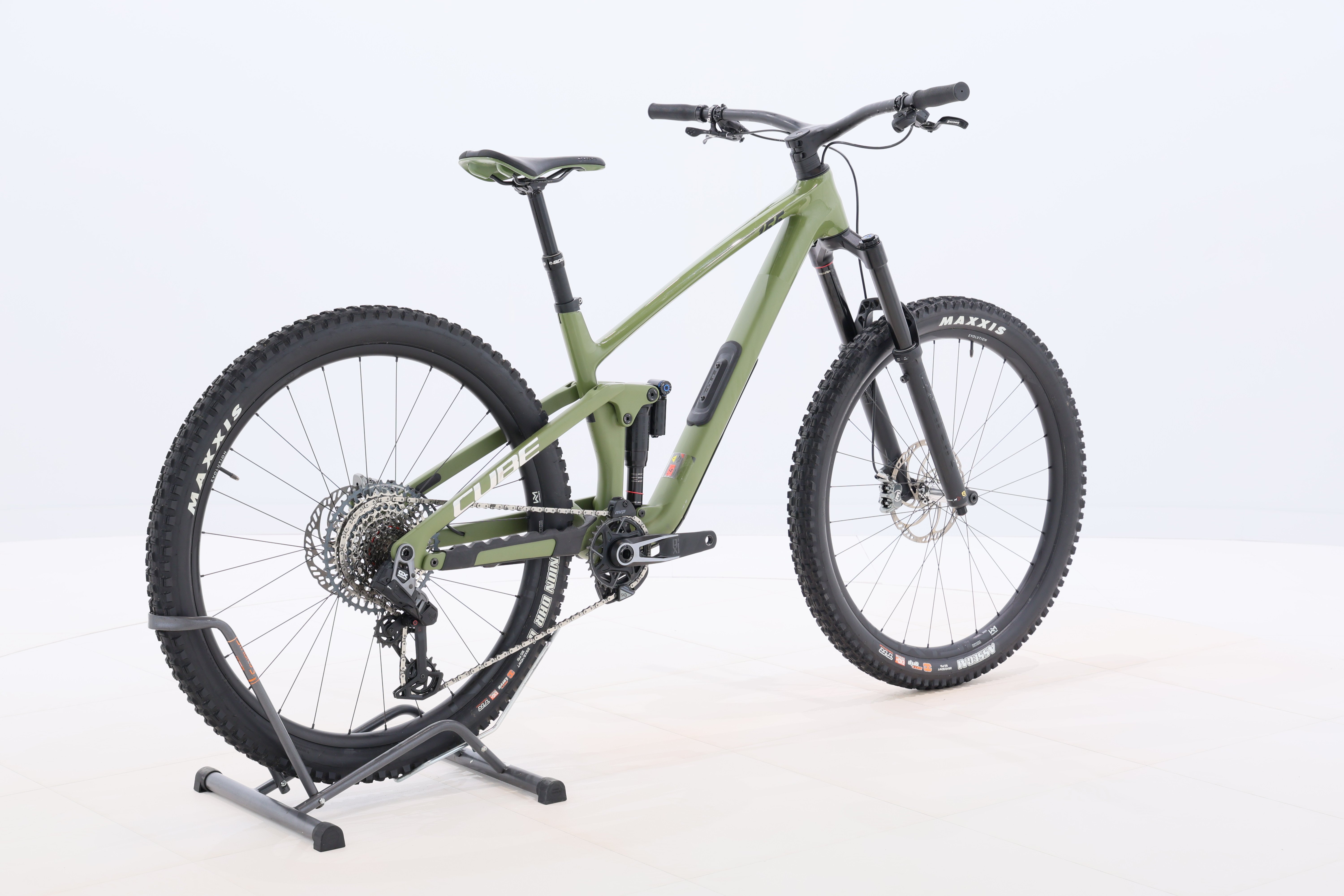 b358b427-2cb1-4d9a-bd59-90ead37ea160