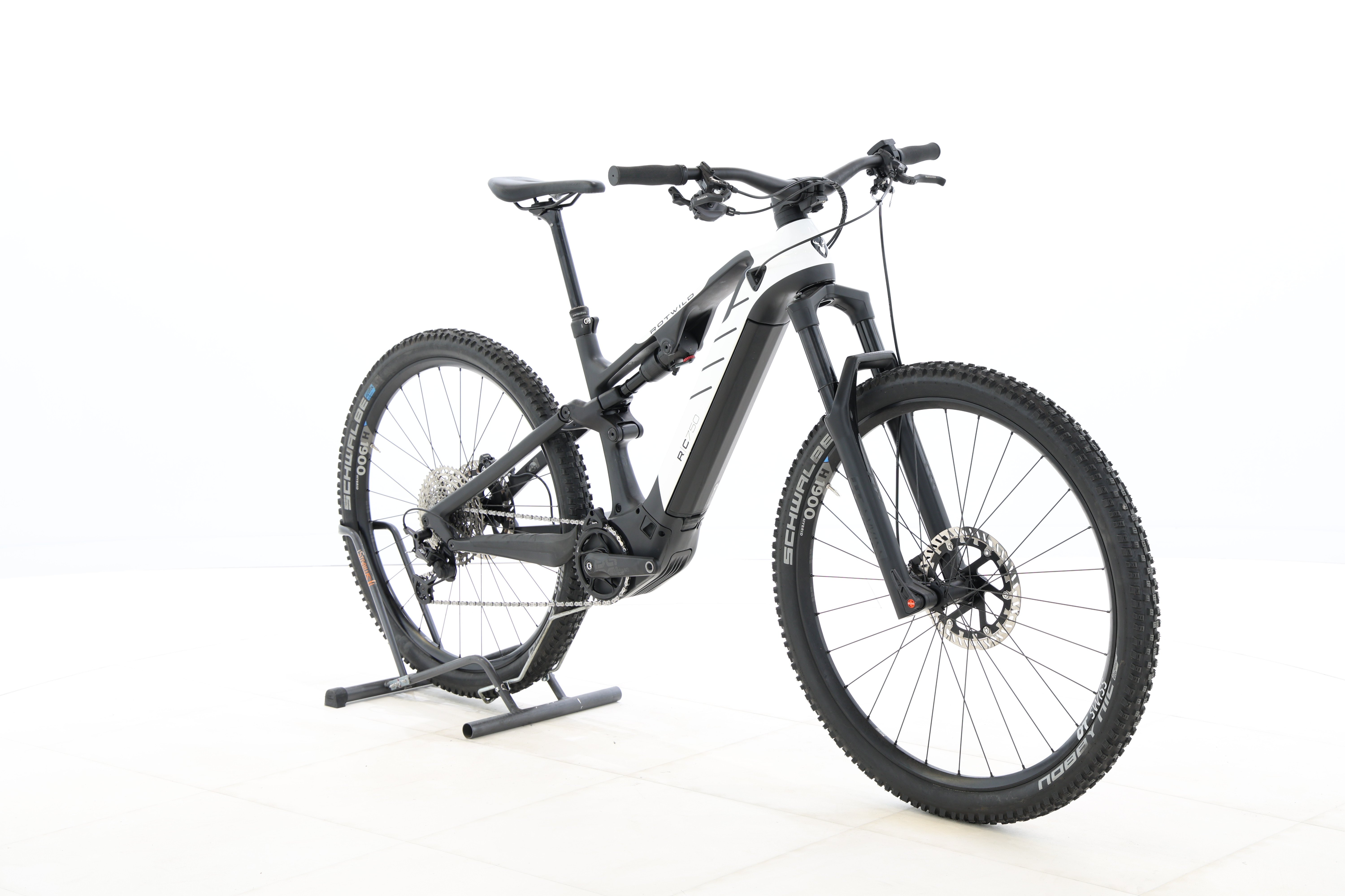 b99c37d9-610e-42ae-aa70-580065812ea7