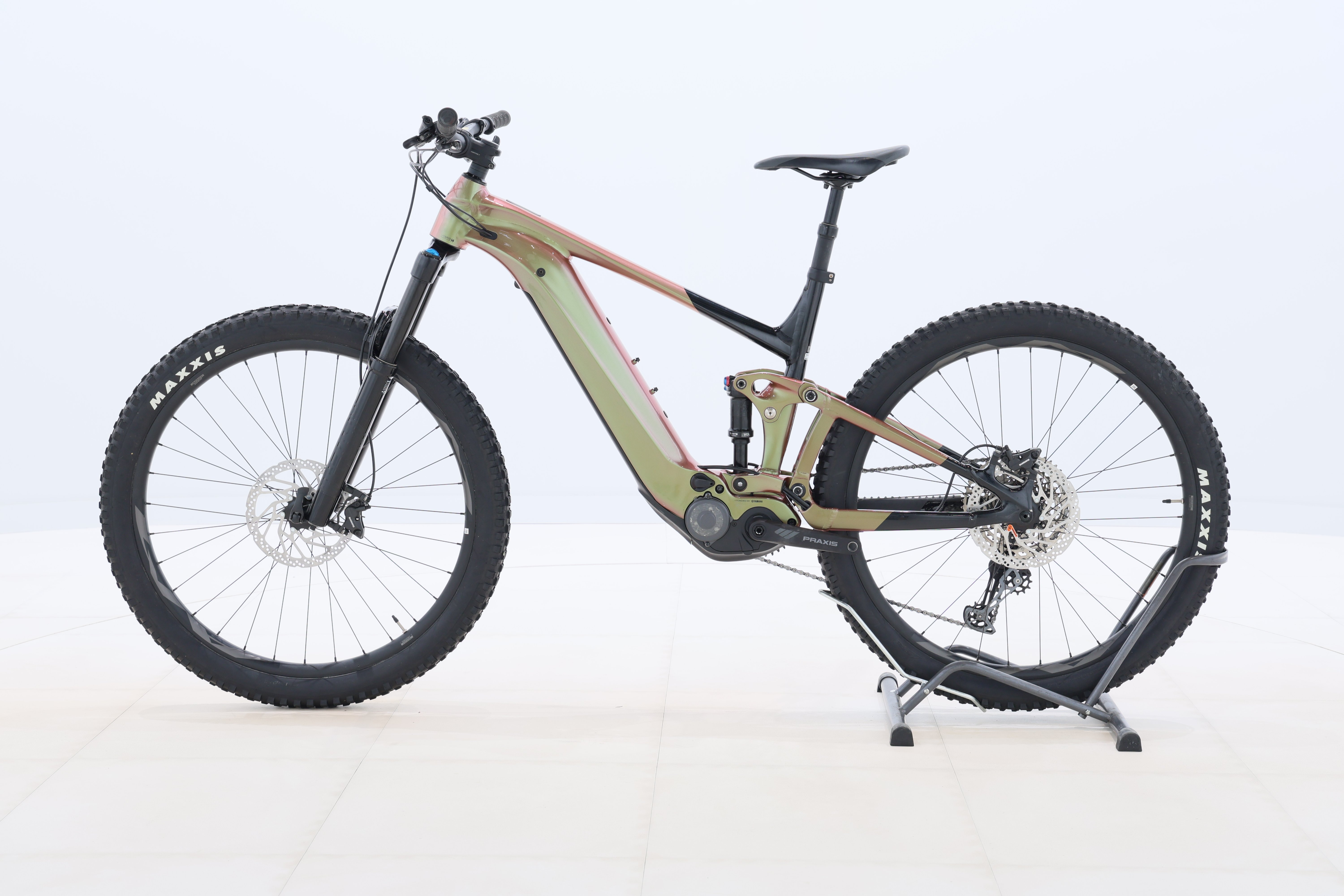 ab69014c-9247-40e7-b64f-a10358750329