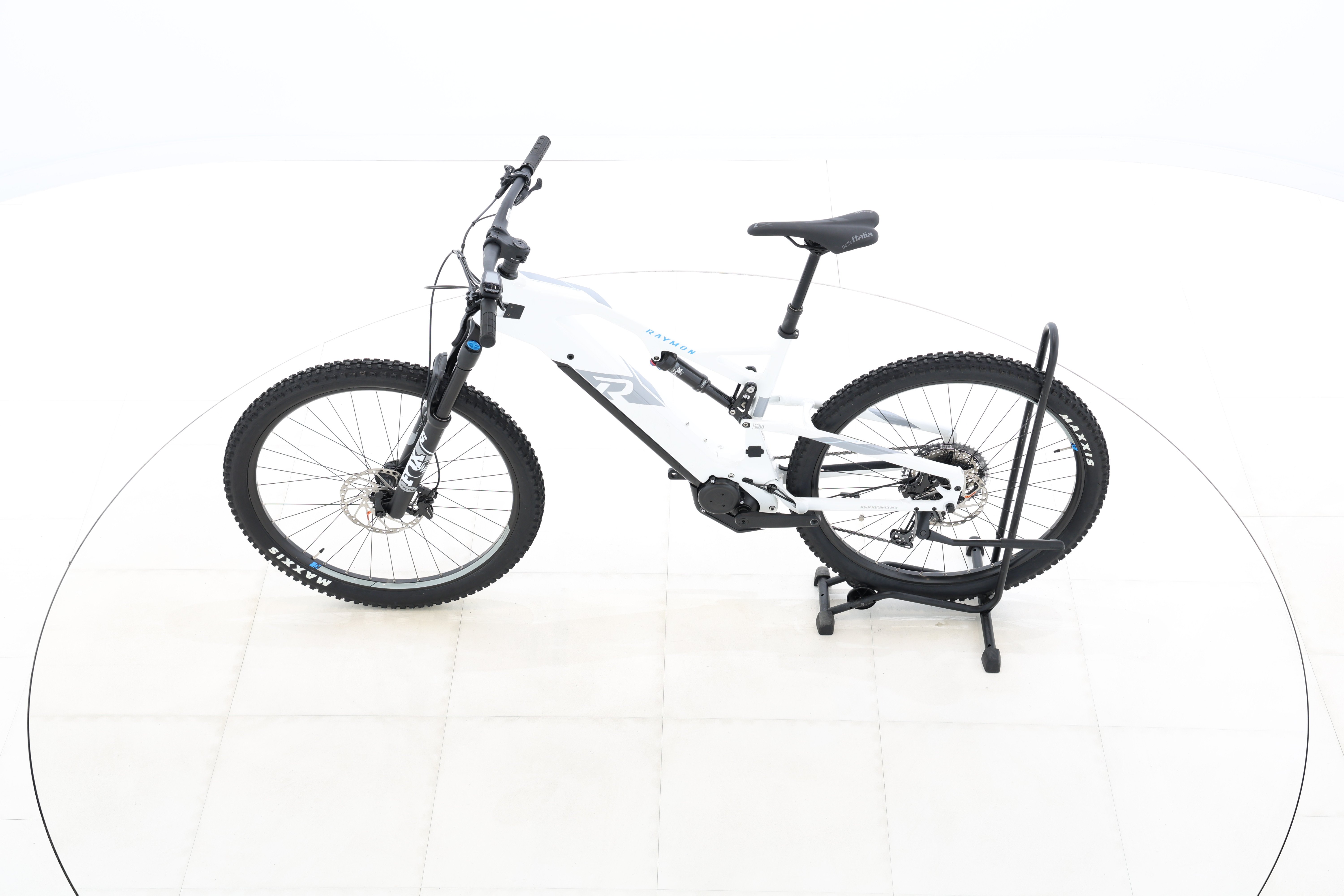 a0ceb826-bfd0-400a-8cda-95018c791f07