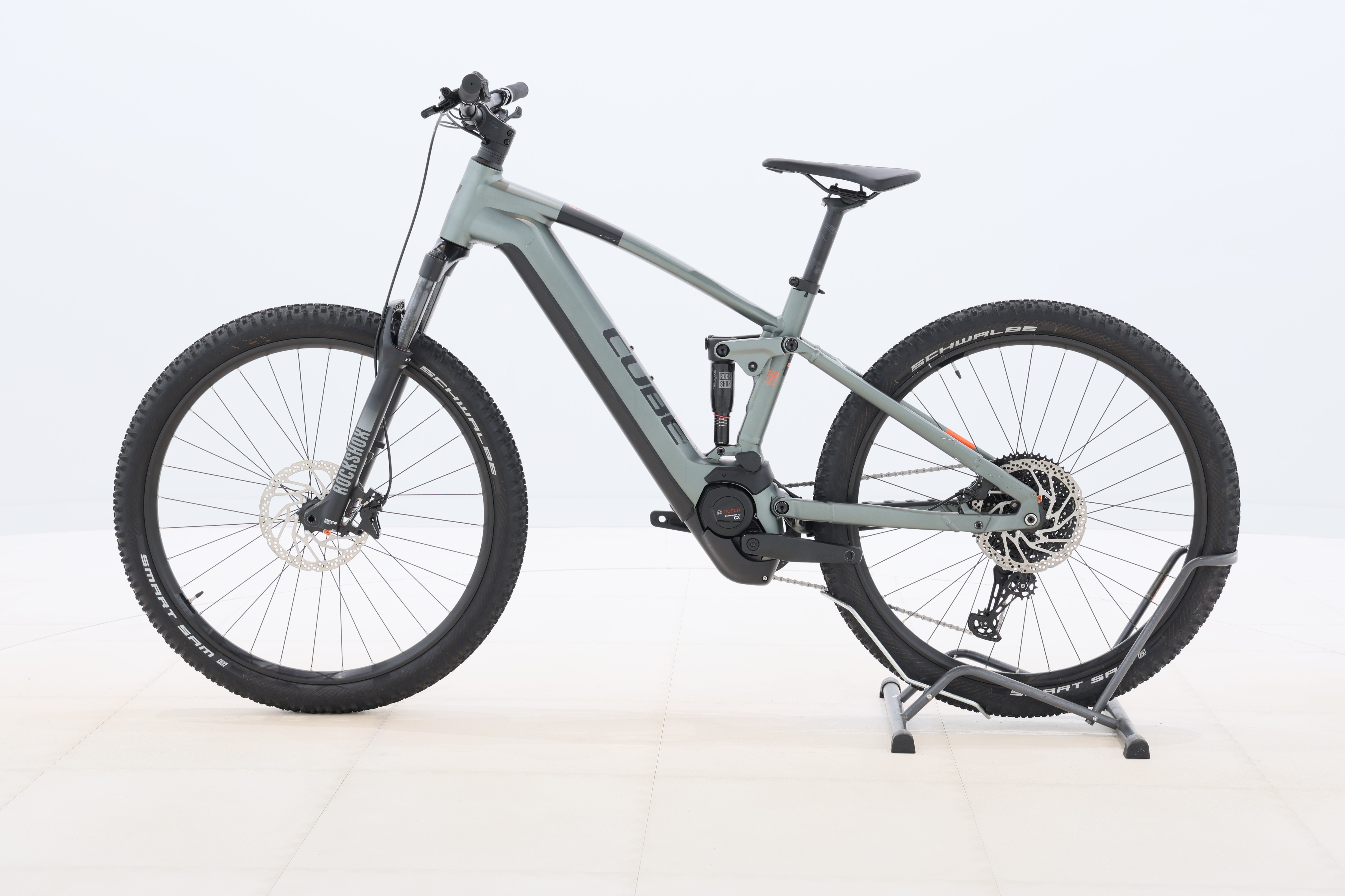 073fd8ab-e299-4144-bb4f-ebeed3999714