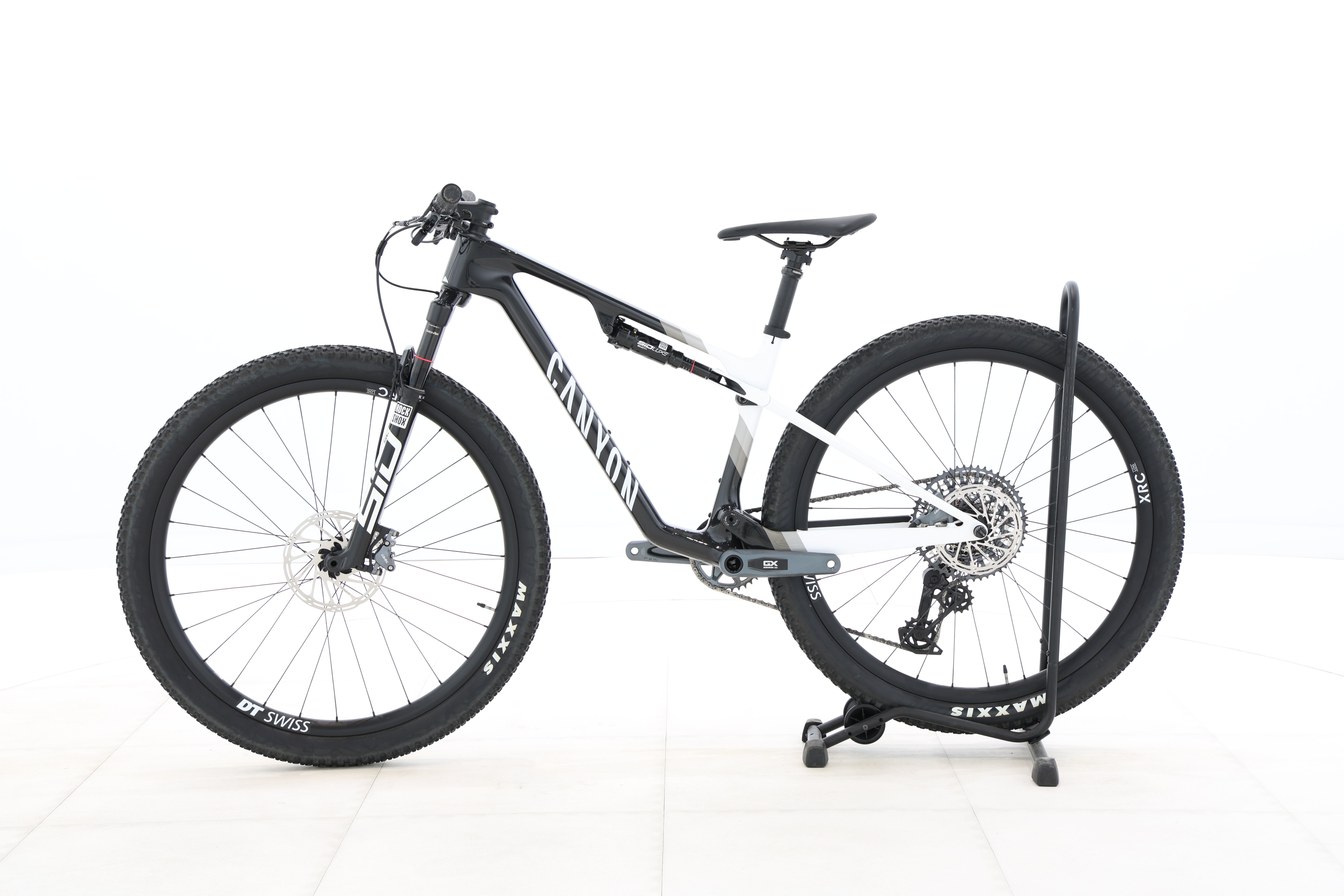 15638085-9050-4e98-97d2-e482ff2991f1