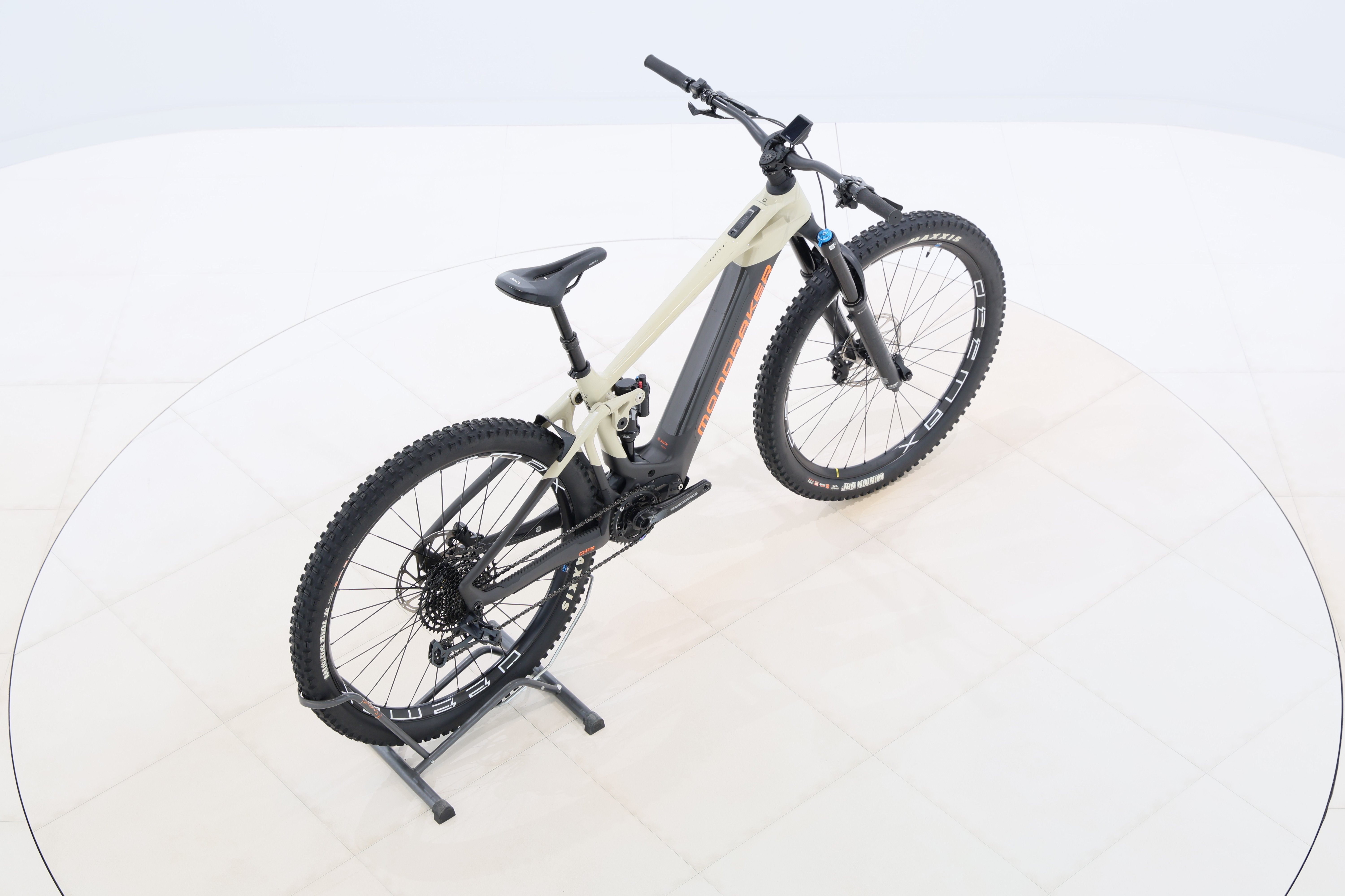 6297205f-ee65-4168-aebe-7d43e331072b