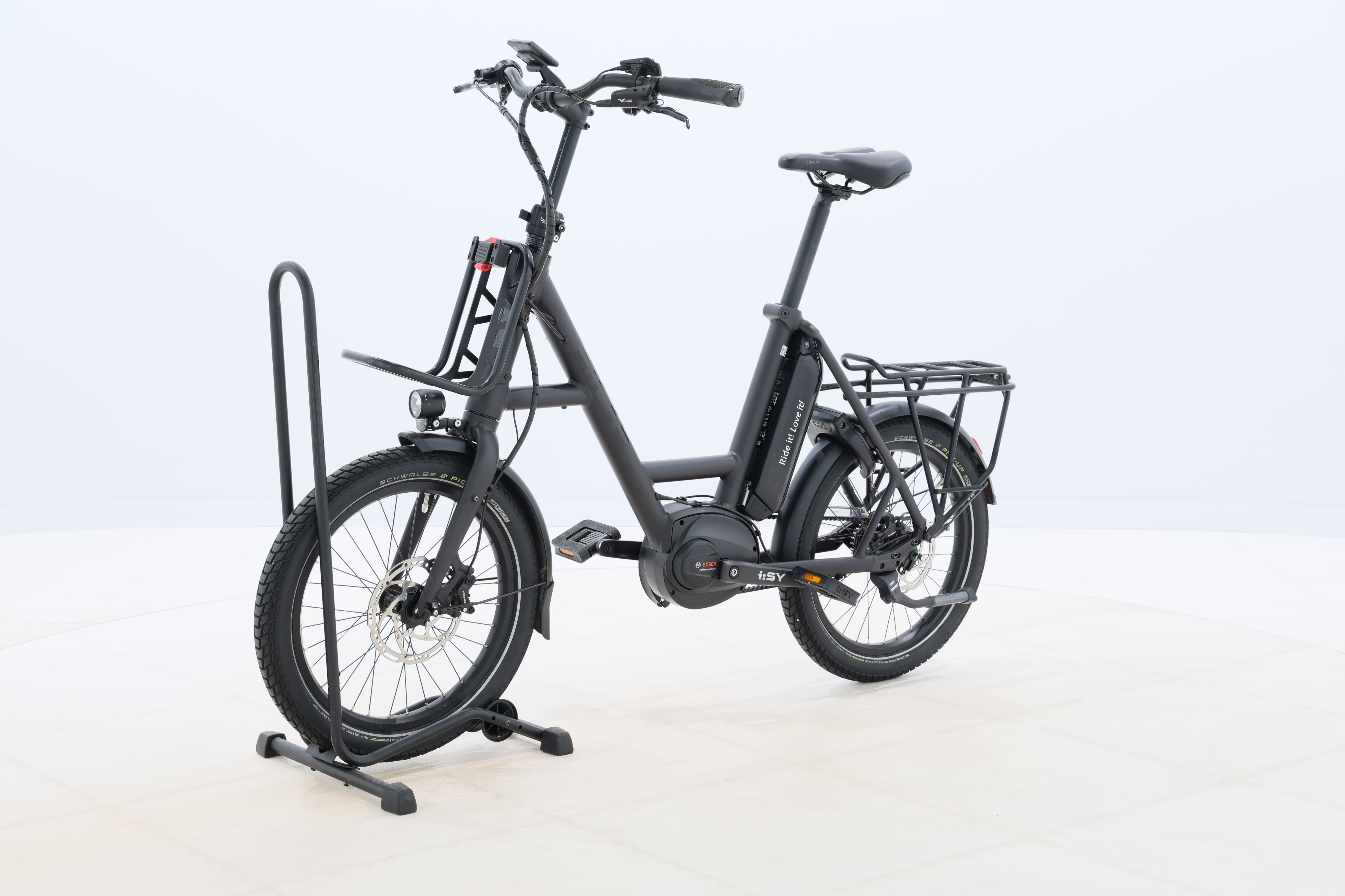 9b83f183-33c7-49c8-82c5-c120c19d5878