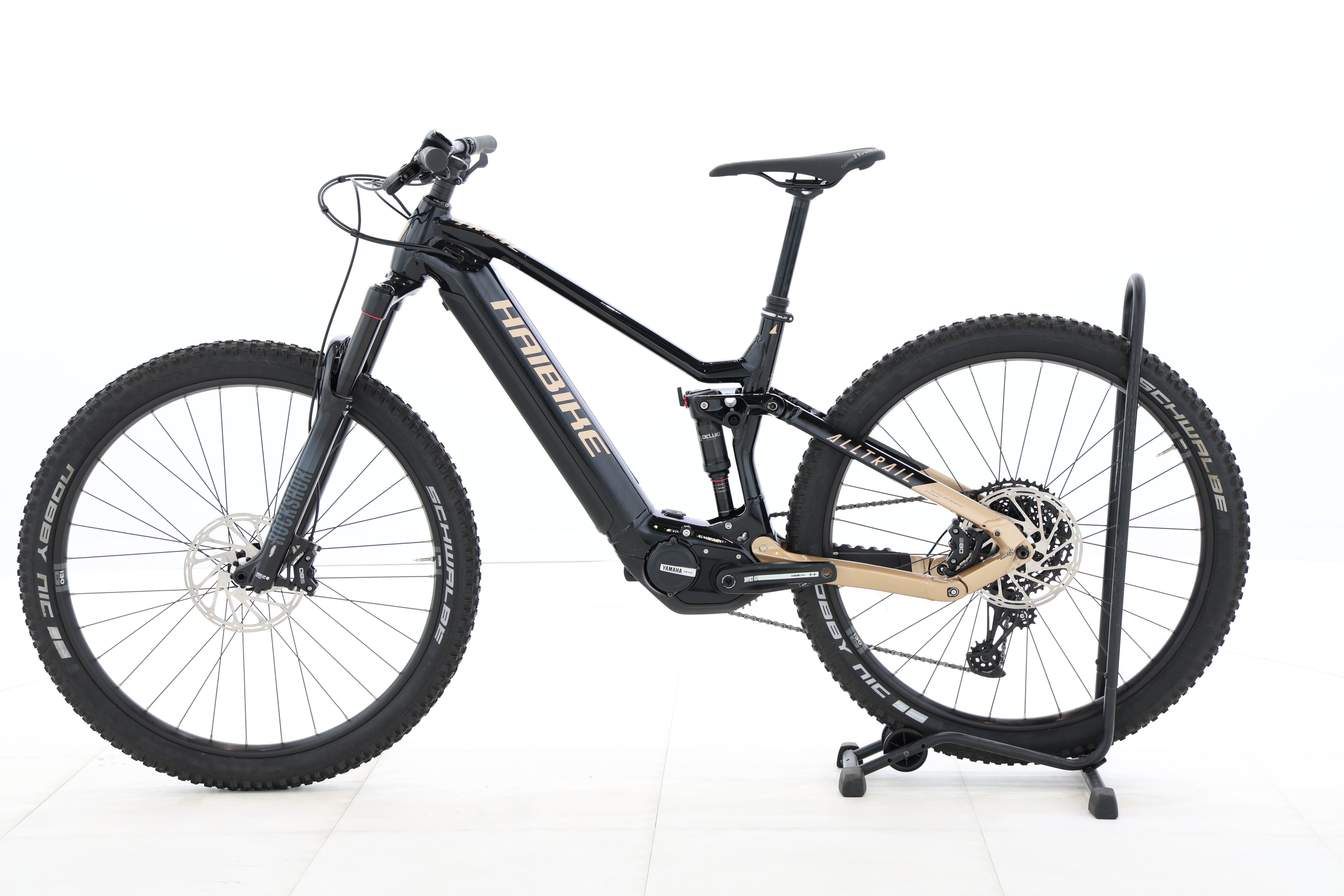 6fe6f5ba-2ede-4adc-8e55-5cd05828a376