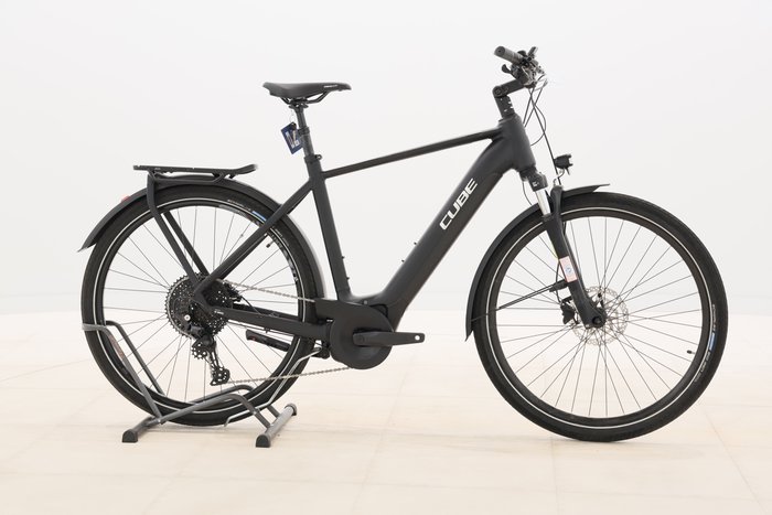 Cube Touring Hybrid Pro 625 2023