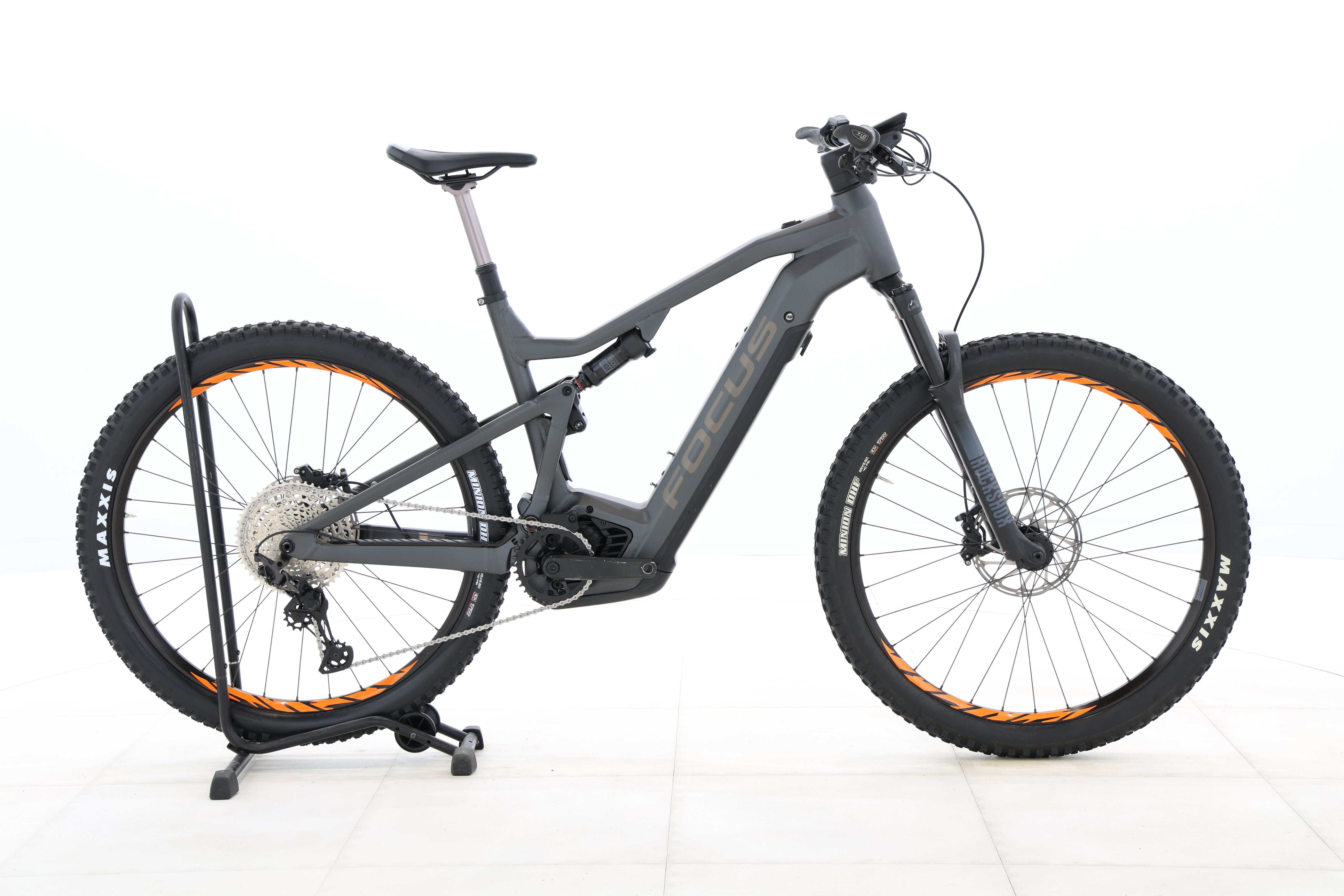 fcc2d6fe-f765-44fd-aa5c-0f96ae7400ce