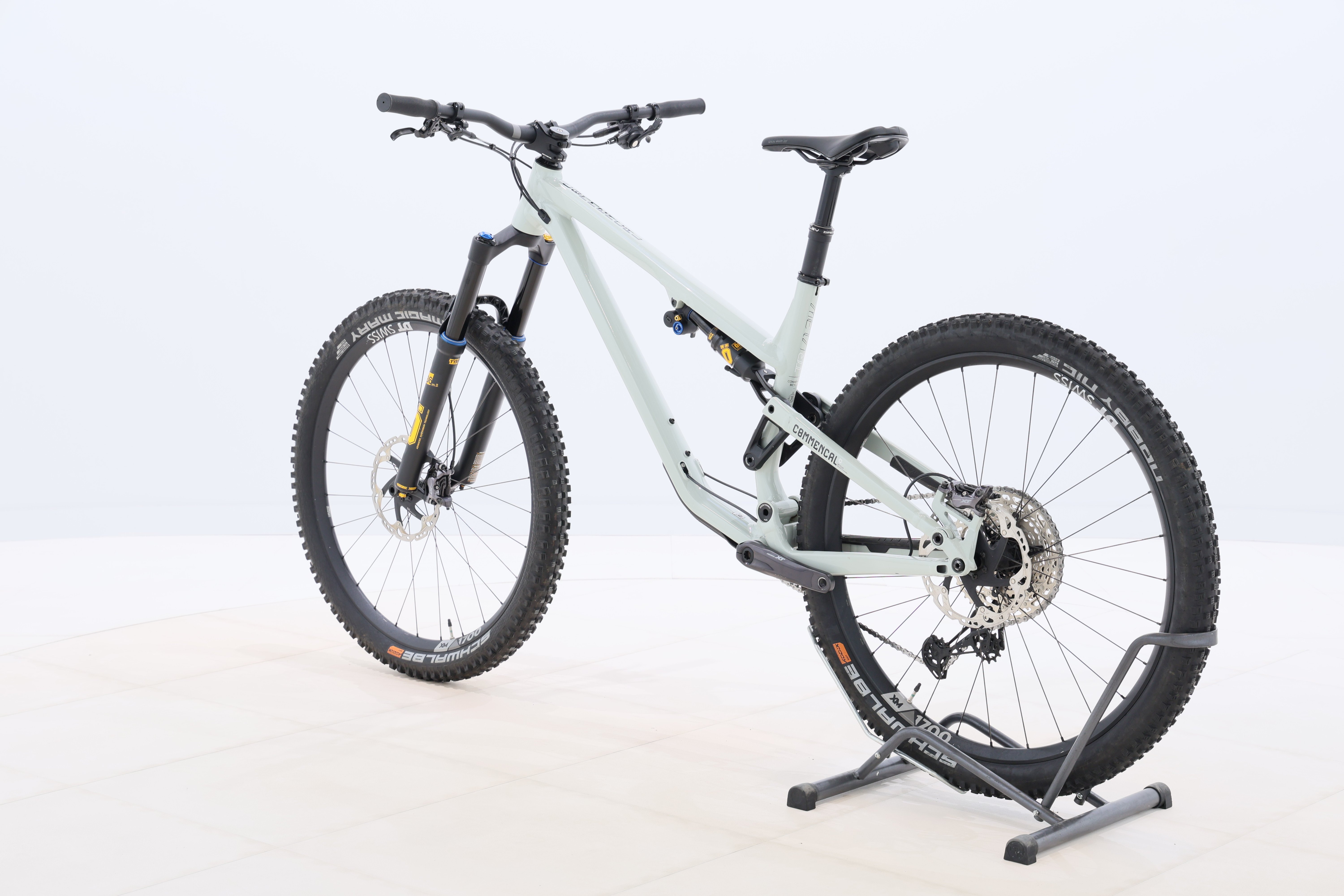 7d2db1b2-cf2b-4e4a-8ce7-a406a32f4ef1