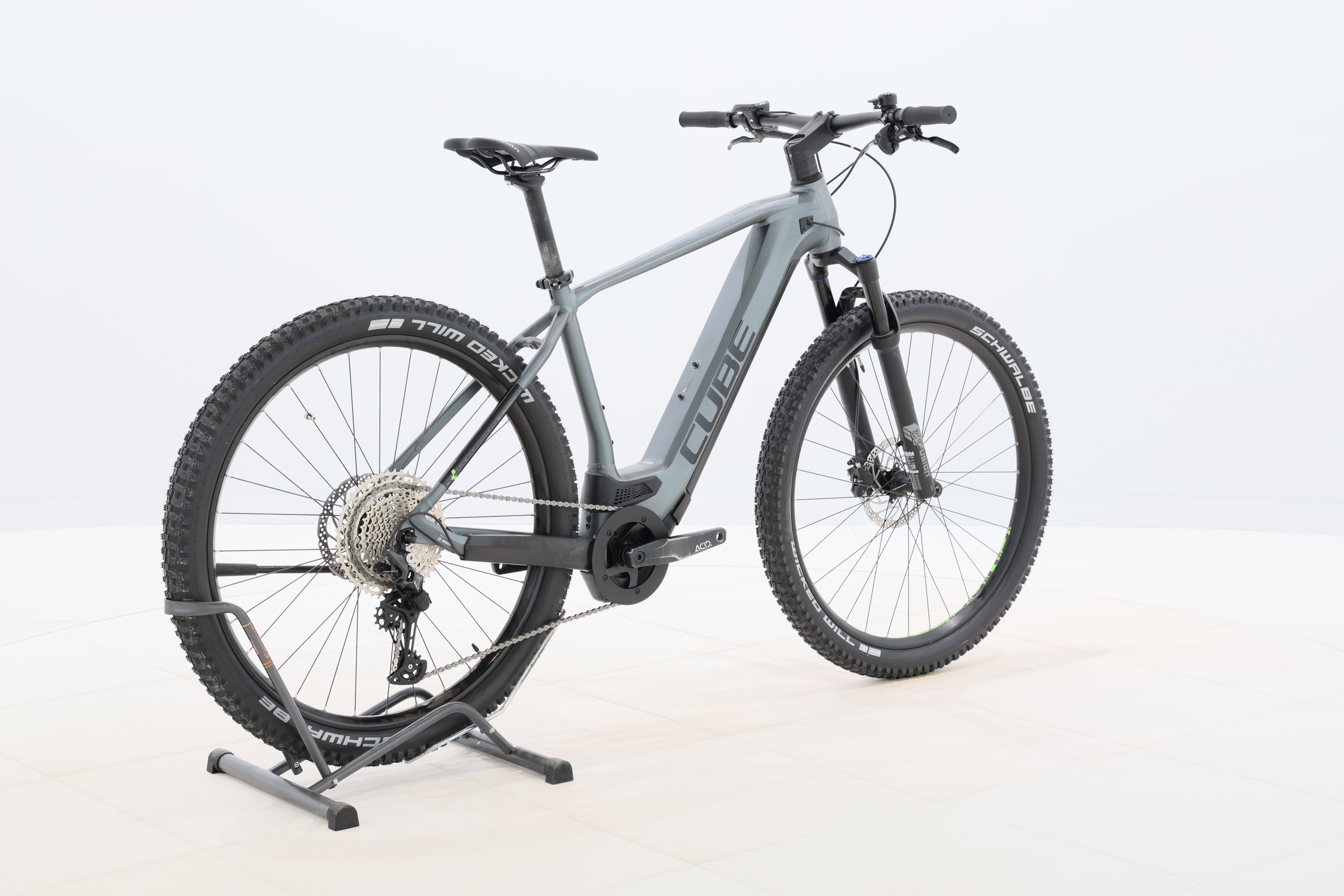 cb6552cc-c35d-4ff4-a662-9b07f2c2aaf5