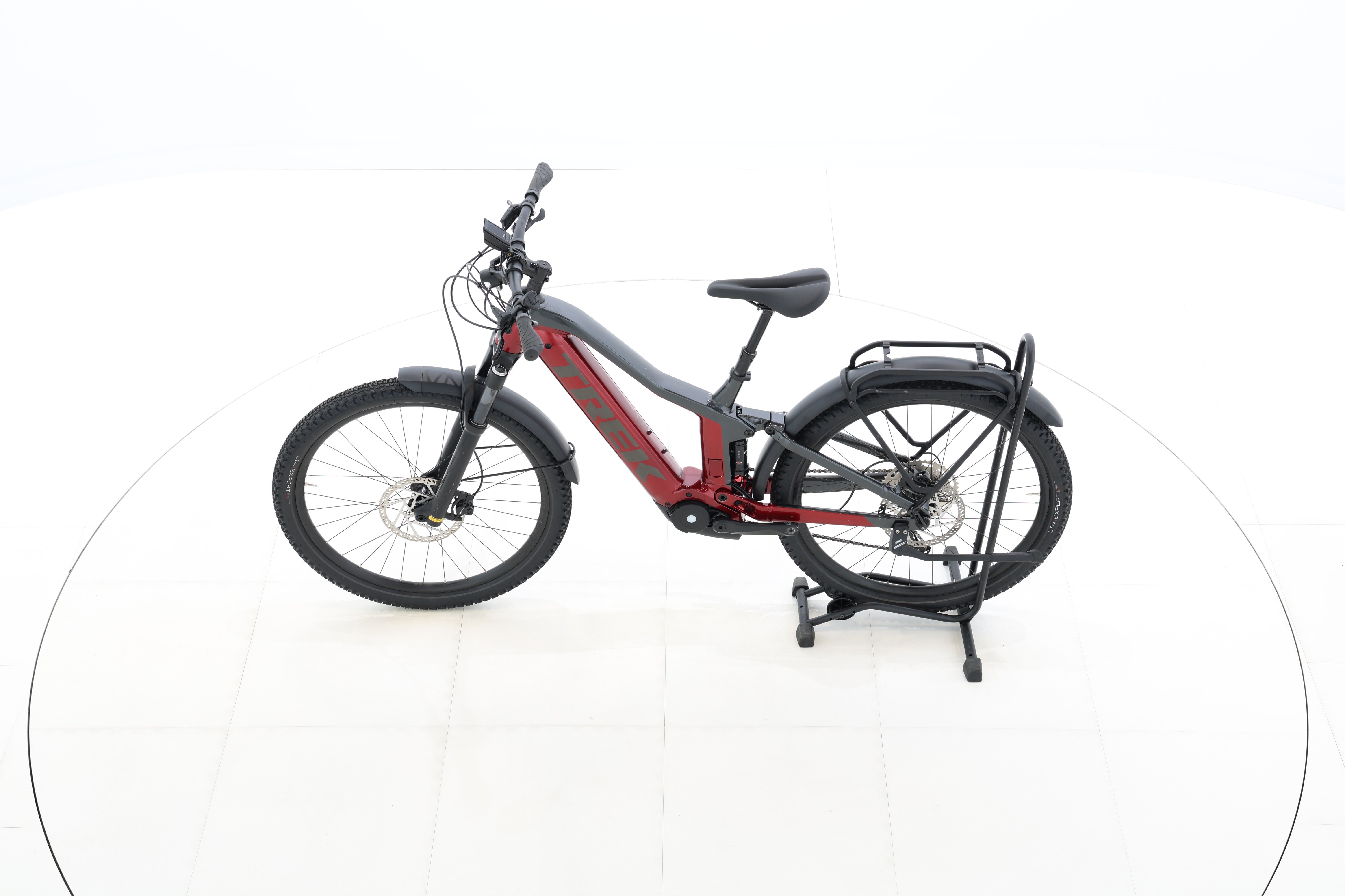 4817d451-f9d2-4de3-b93c-4d9af0772e01