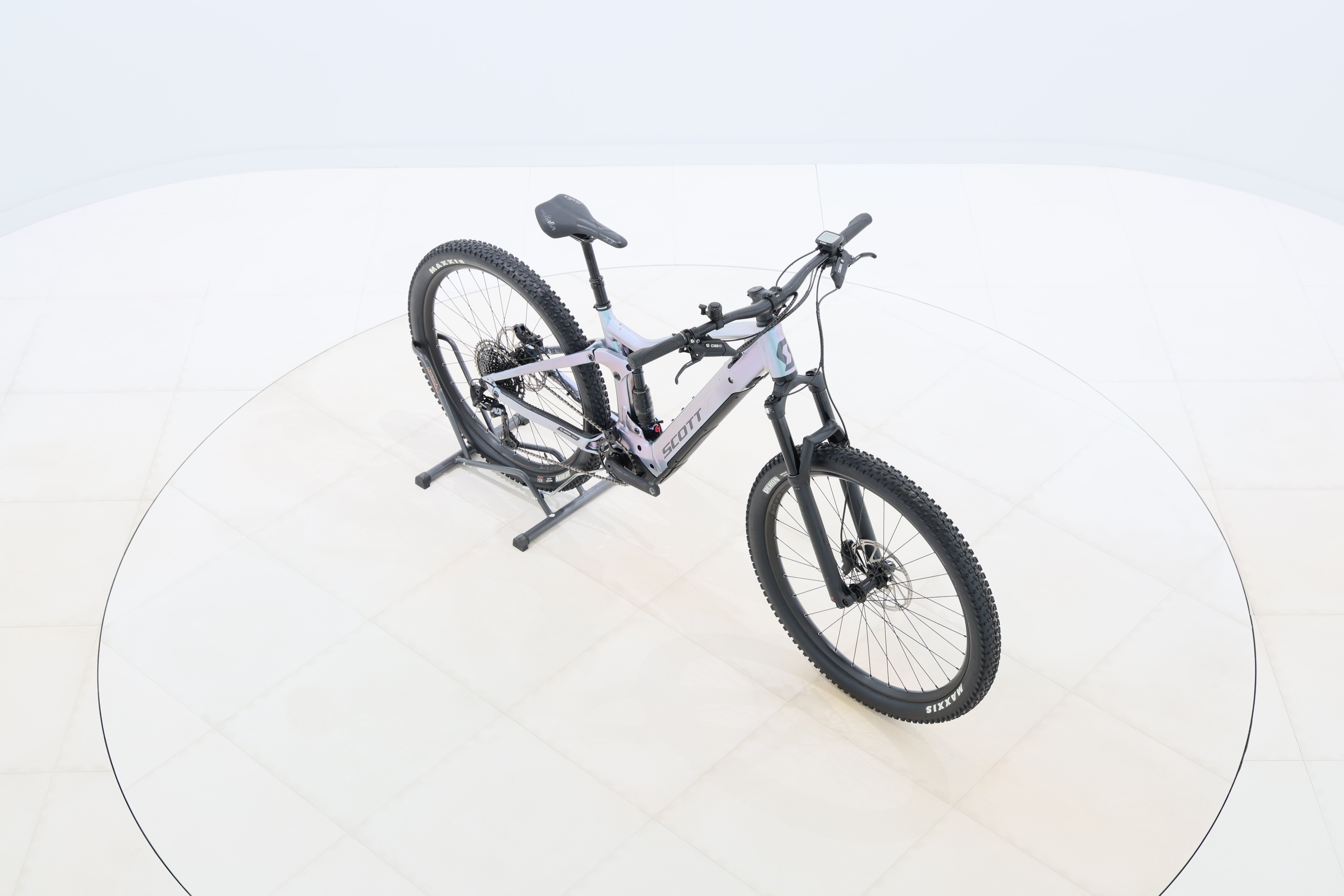 560770bf-8a35-4f3c-909e-a0589240e1cf