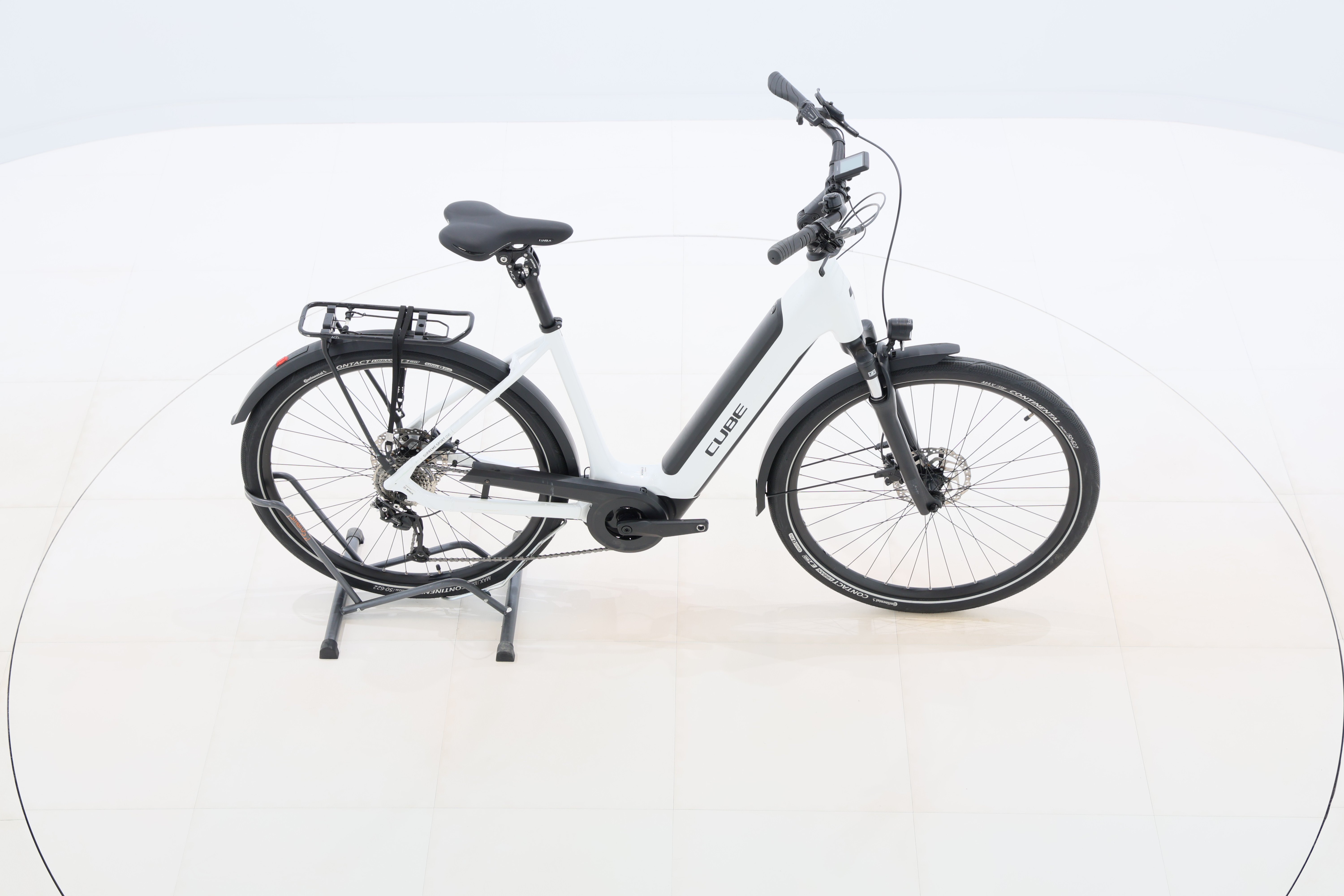 8f48c4d3-4820-4b41-b2fe-9b3e0baa0642