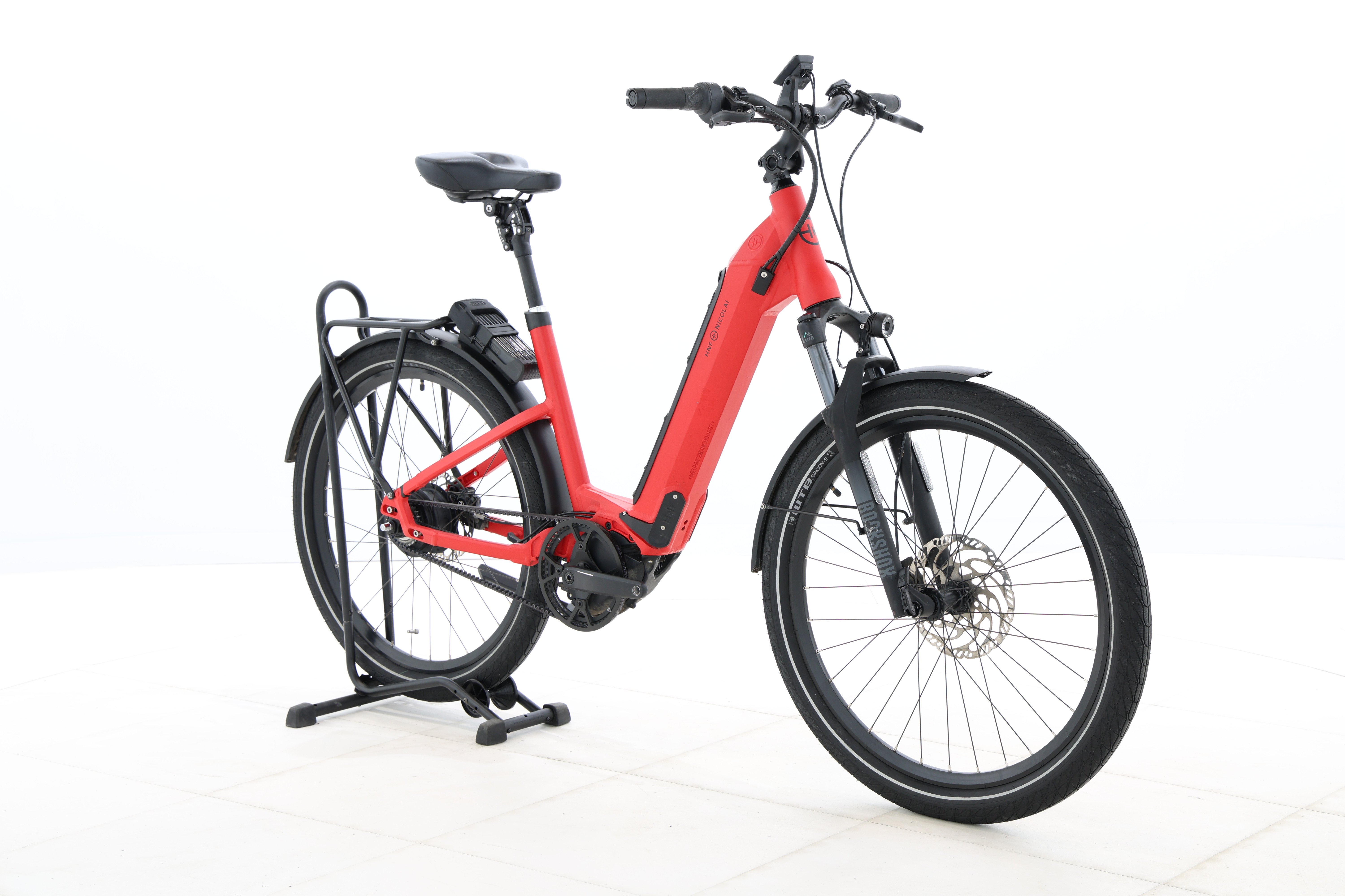 e8926e2d-be4c-4f84-8ace-8705ec47fbd3