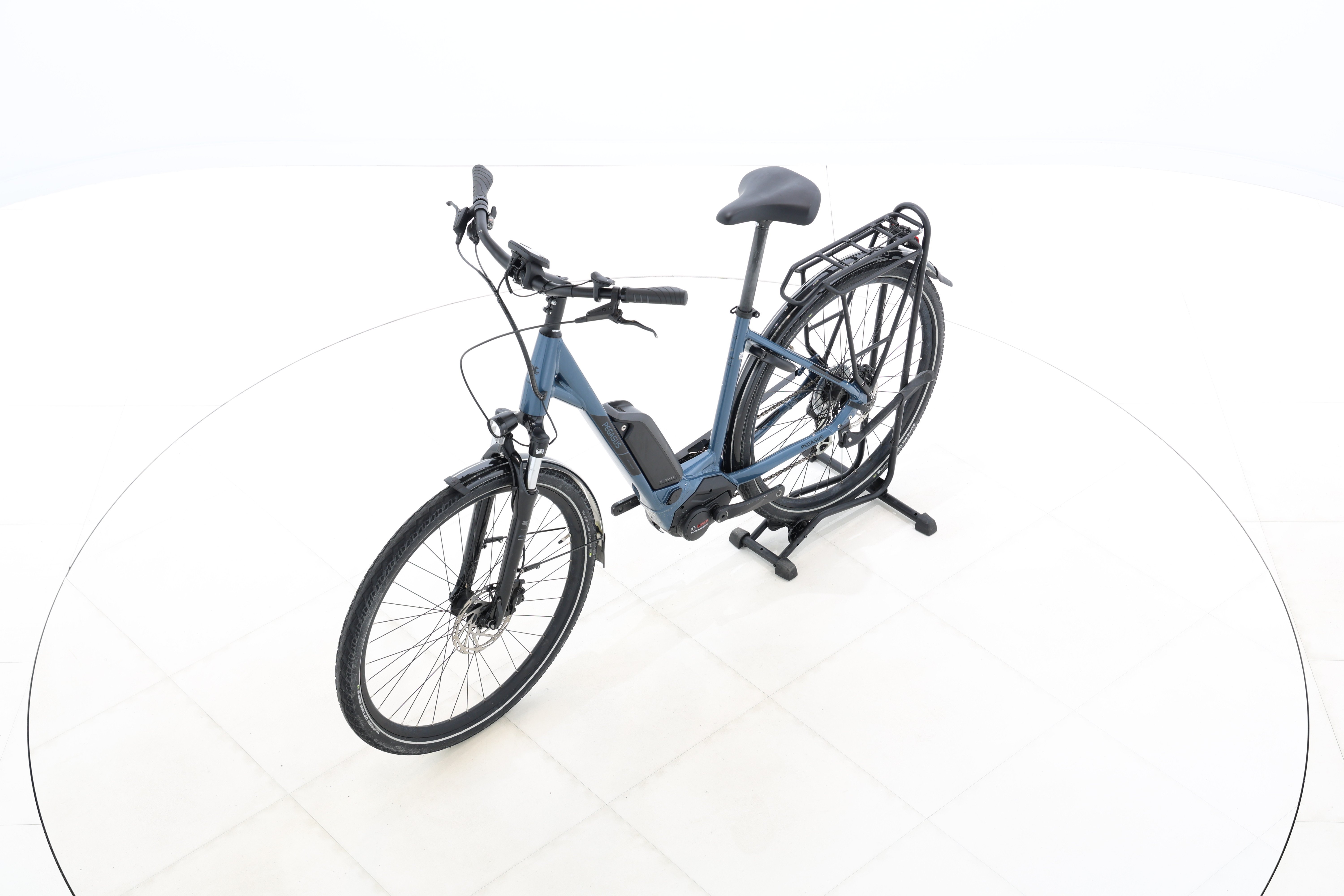 e227dac6-cd00-4a96-adec-43209fbf1943