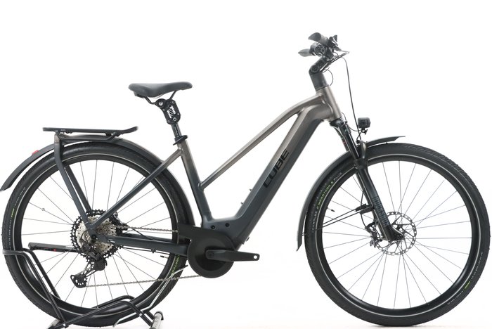 Cube KATHMANDU HYBRID SLT 750 2022