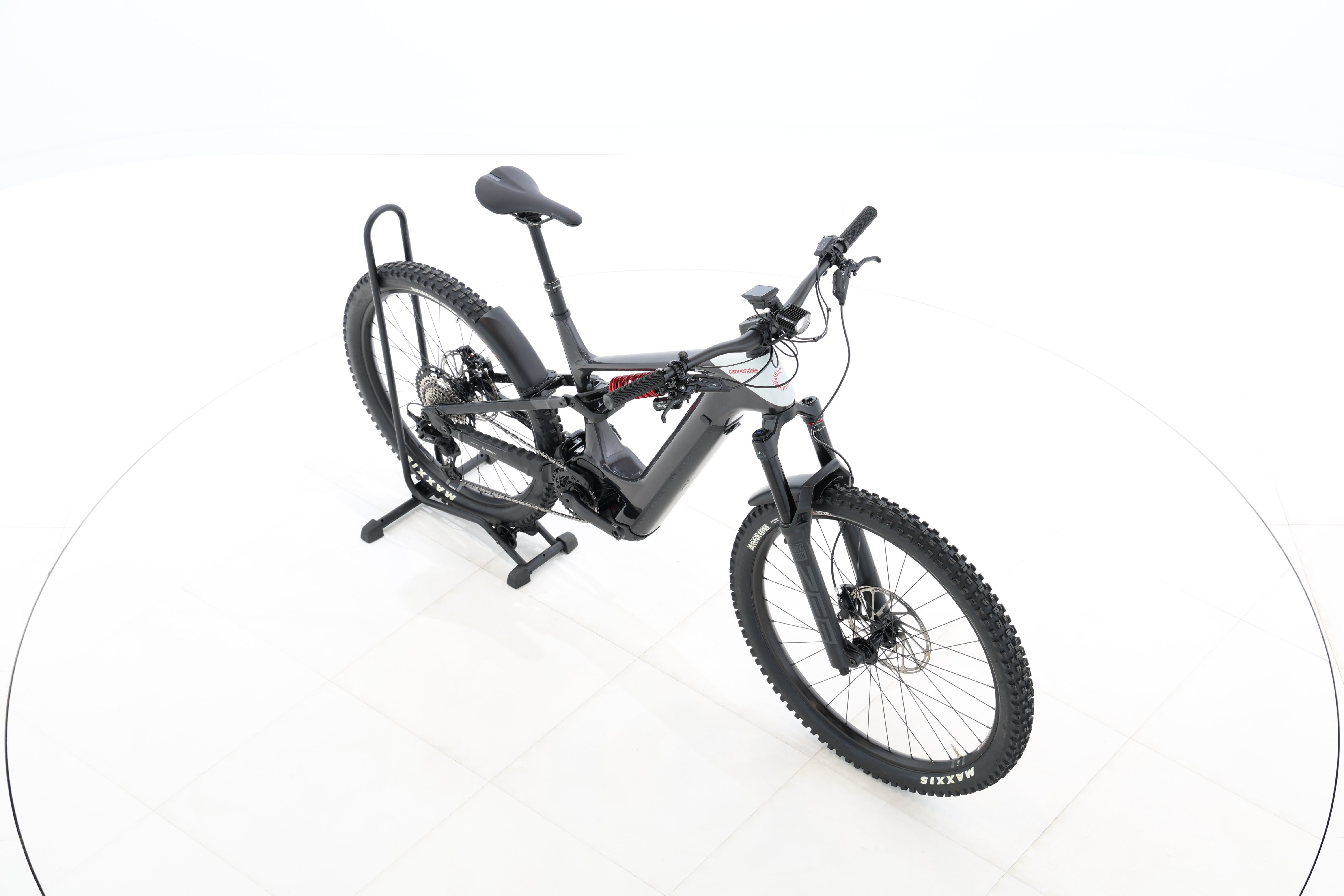 ccfefdff-e133-4703-9f69-838ab76c149a