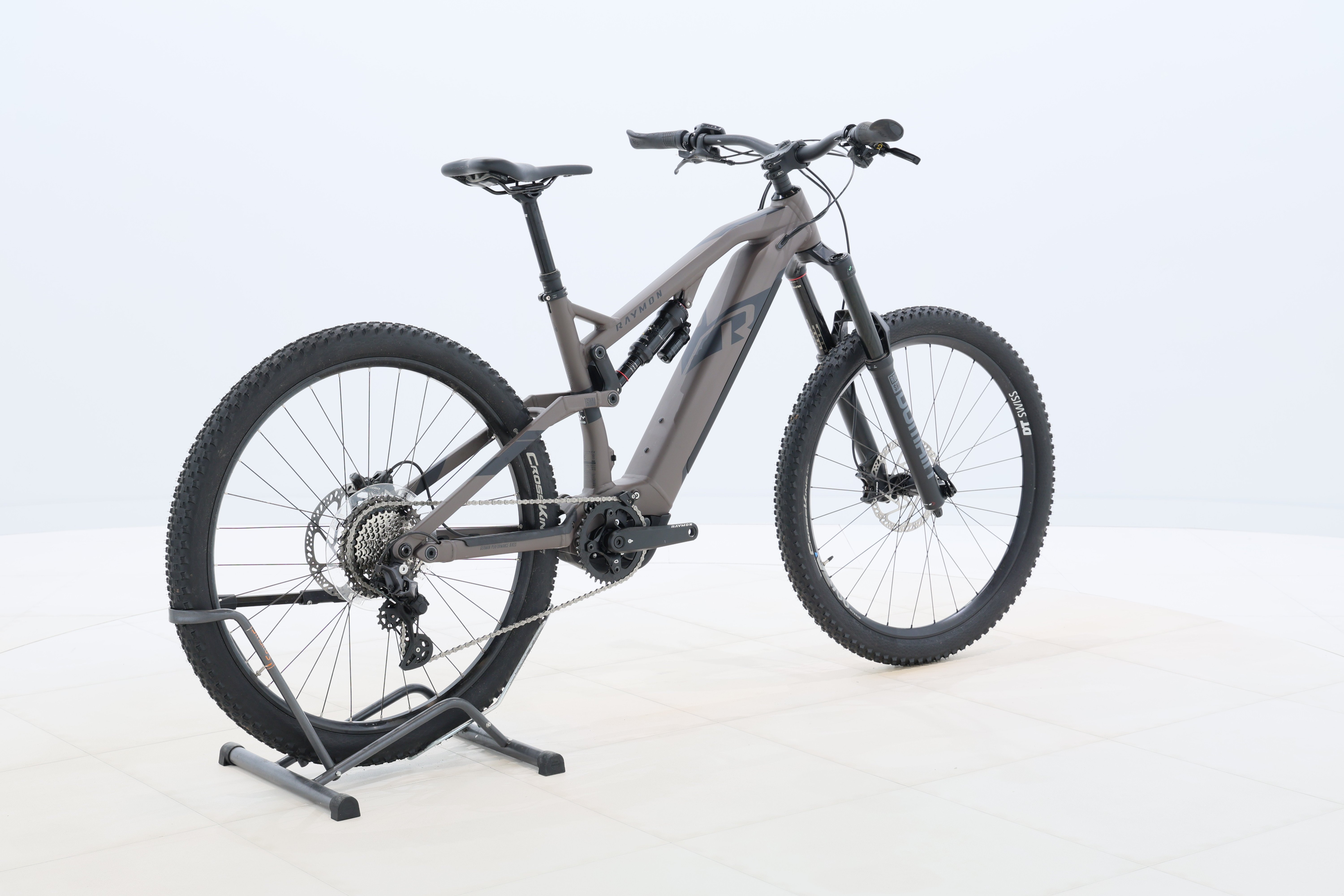 0d2a3abd-fed4-42c2-943a-c4361a82dc18