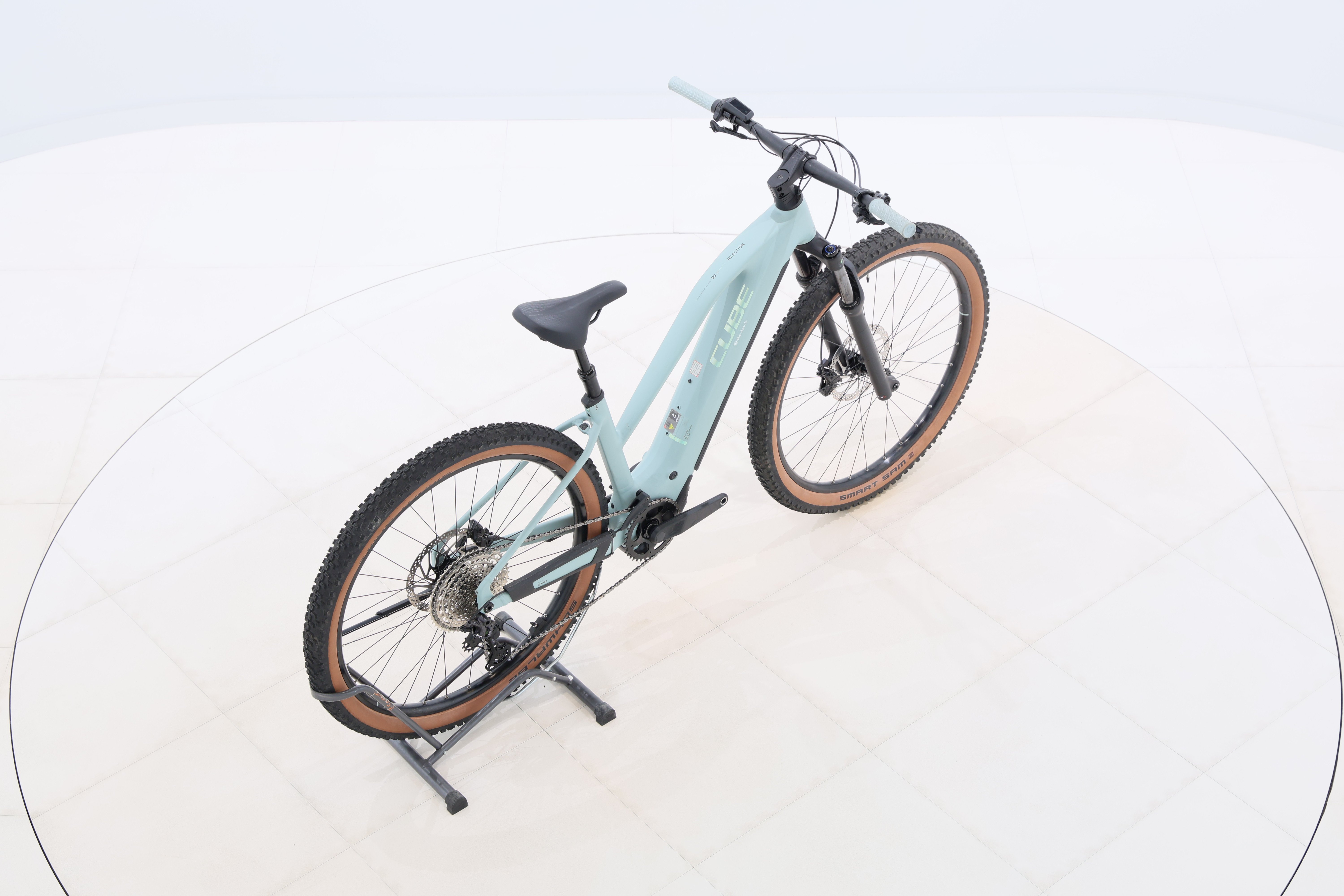 a4737a2e-b5d9-431d-accf-73992400cb8d