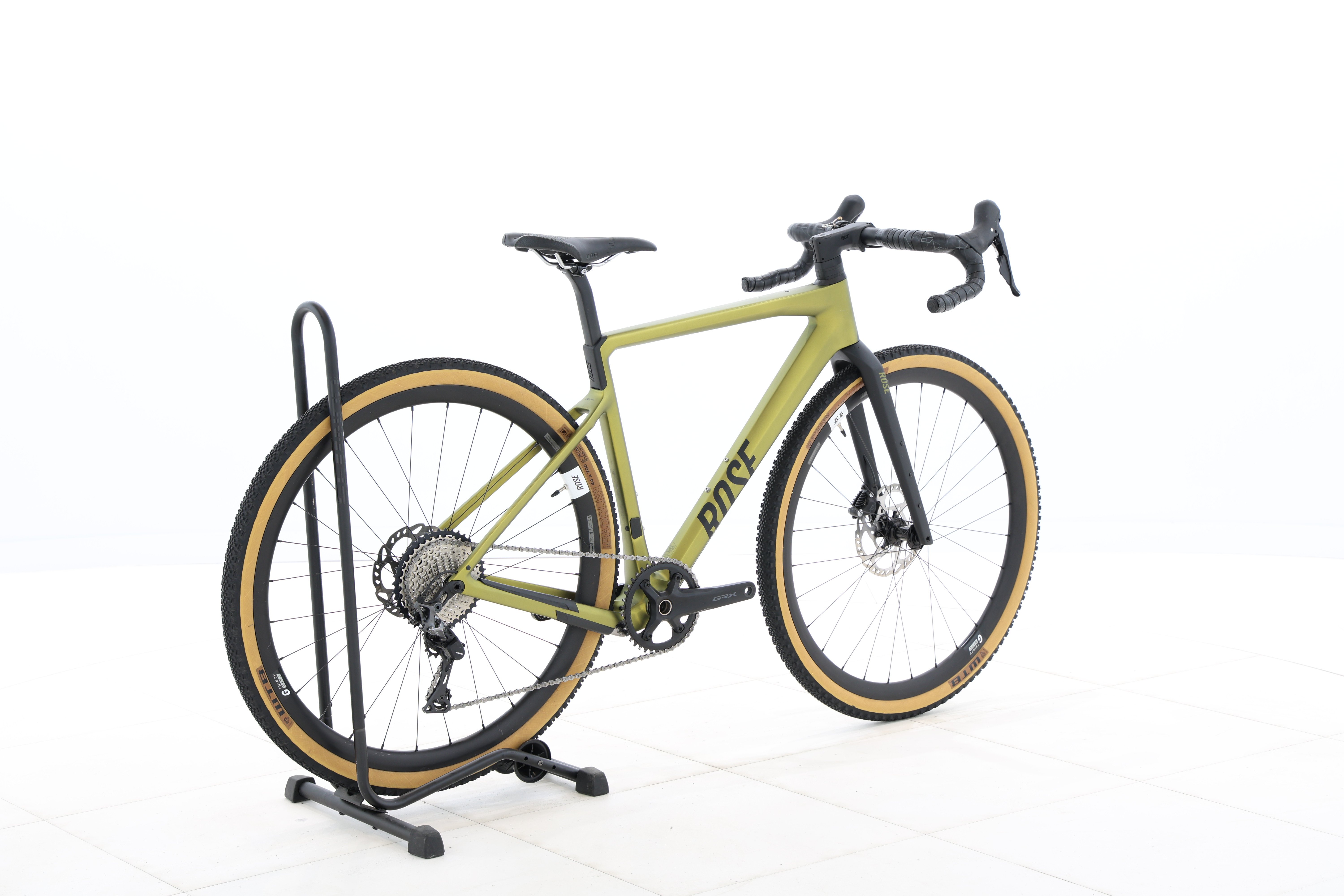 28129477-9b2a-44b8-9e29-69c7ce59c022