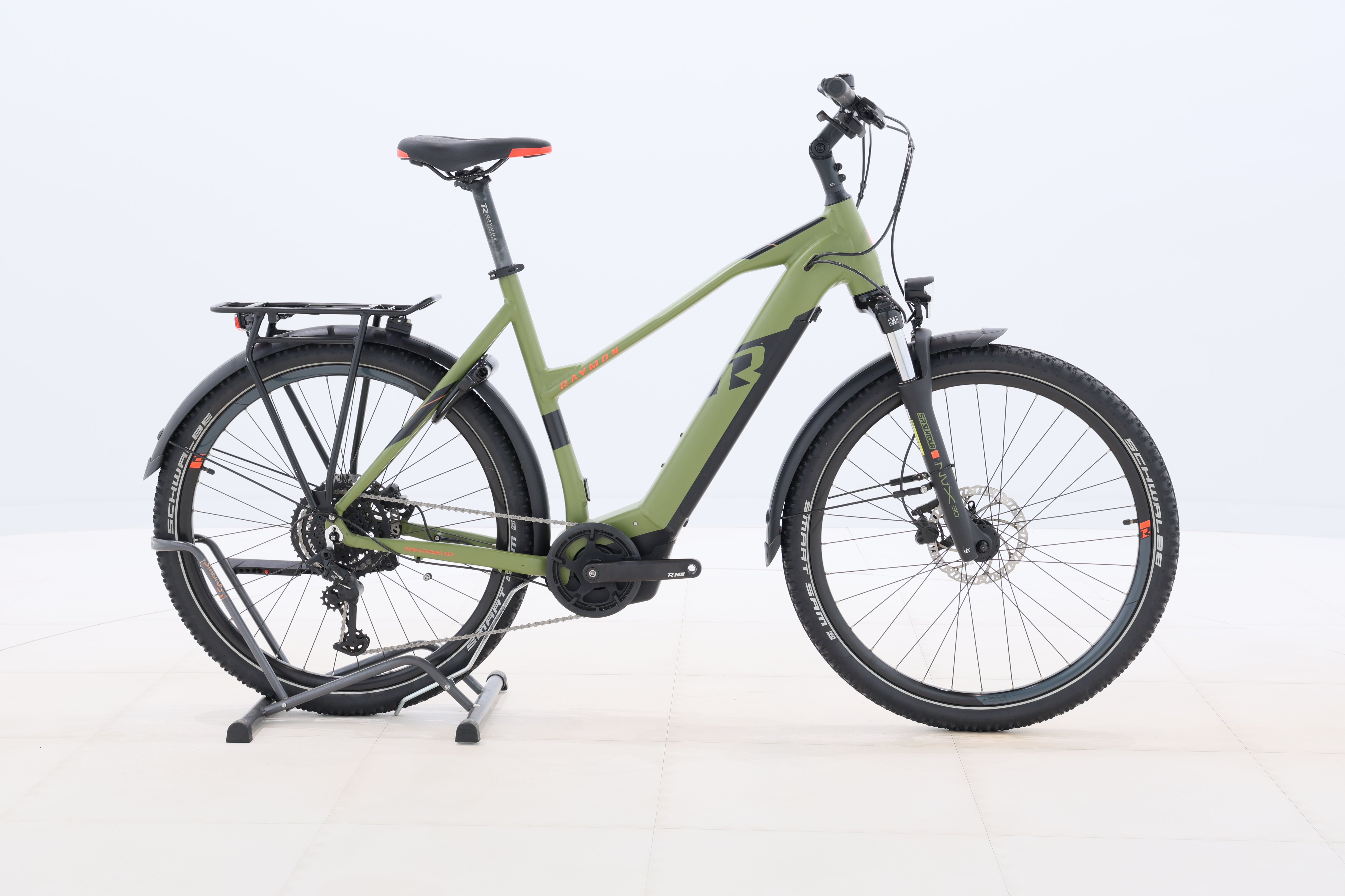 a8db1ace-dcb9-4e21-8986-de890c504989