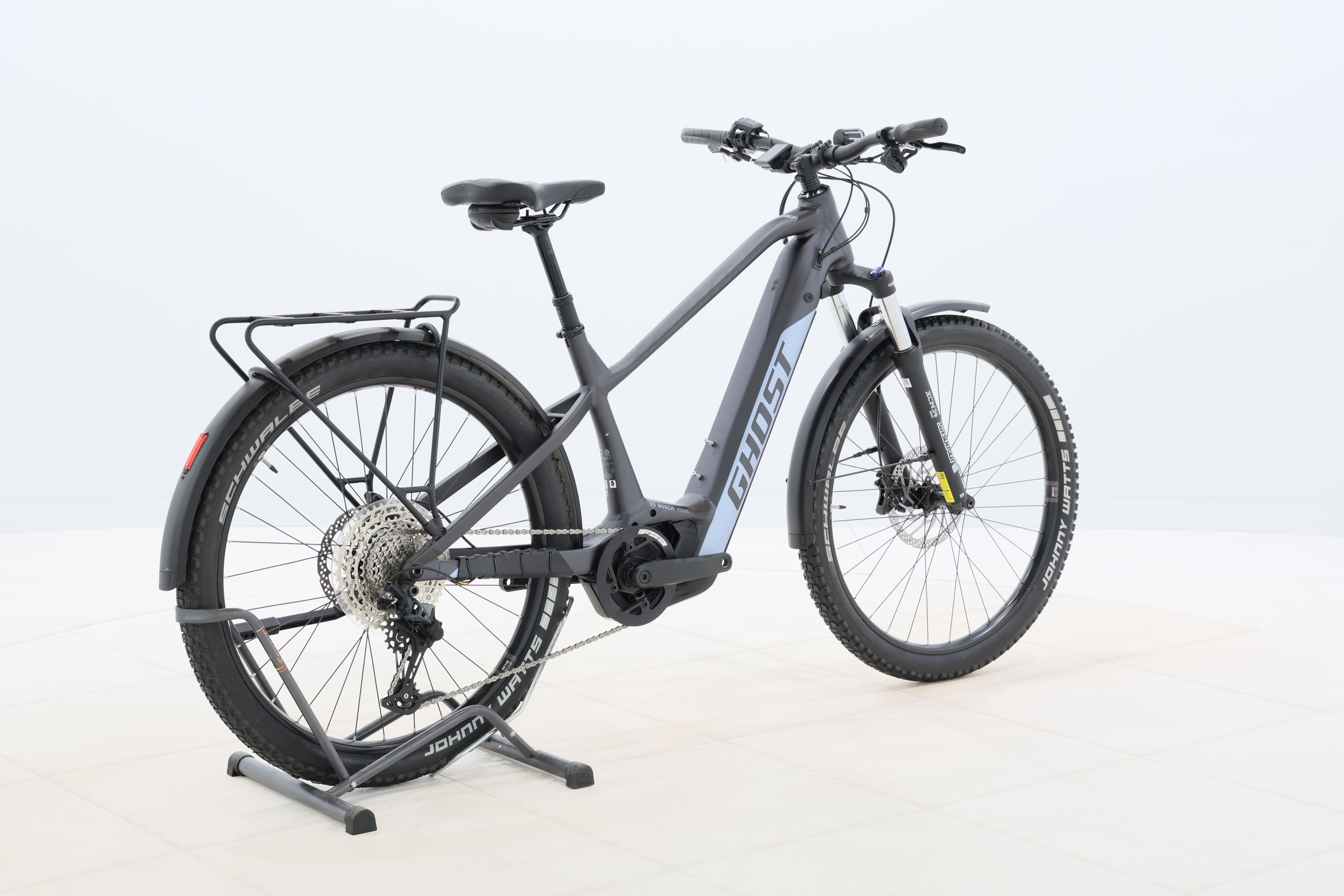 cc8046a4-f4b8-4706-a102-7f626f1284a1