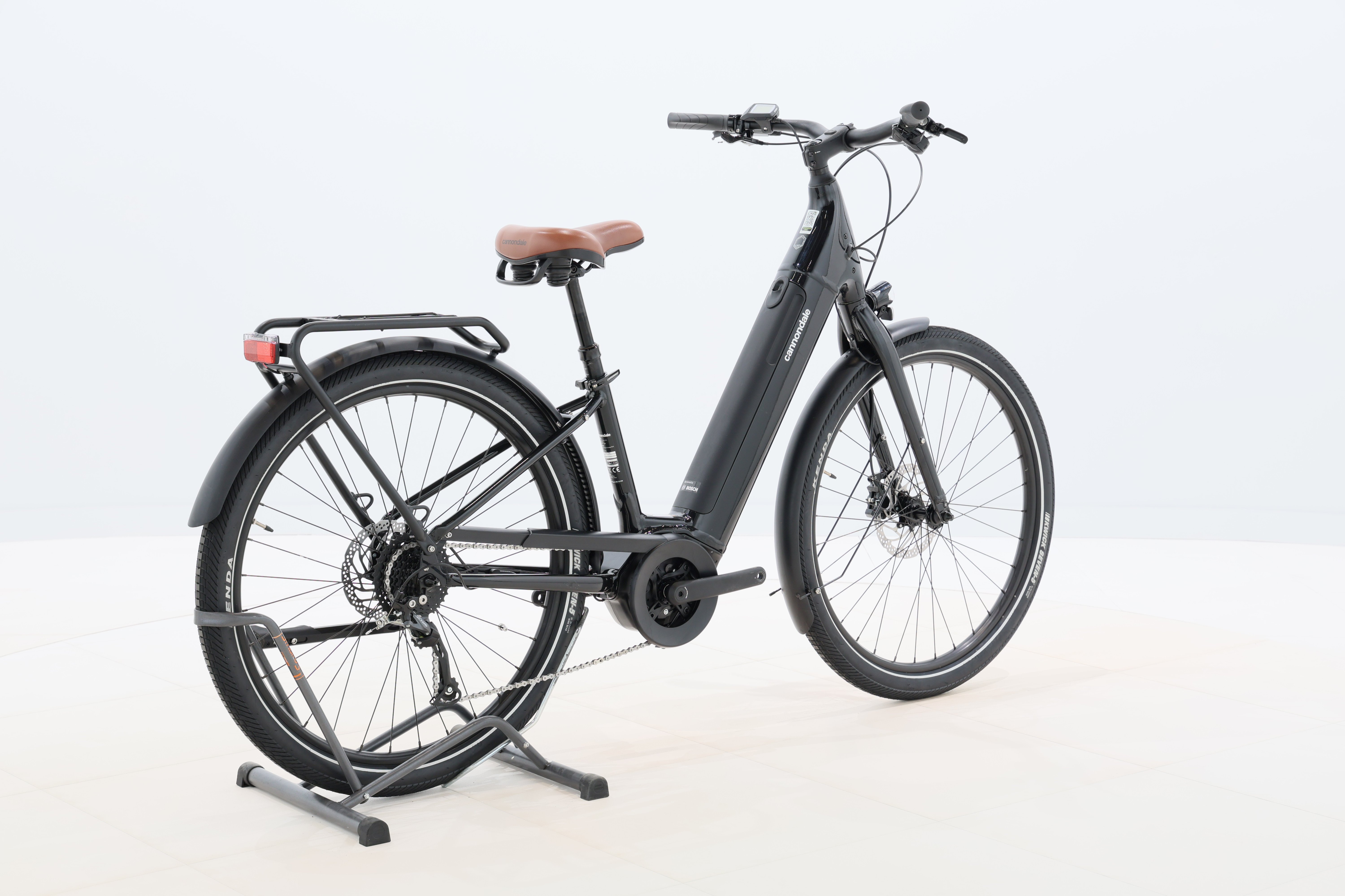 d6f6f31b-f226-4a04-963f-9caf3d38c380