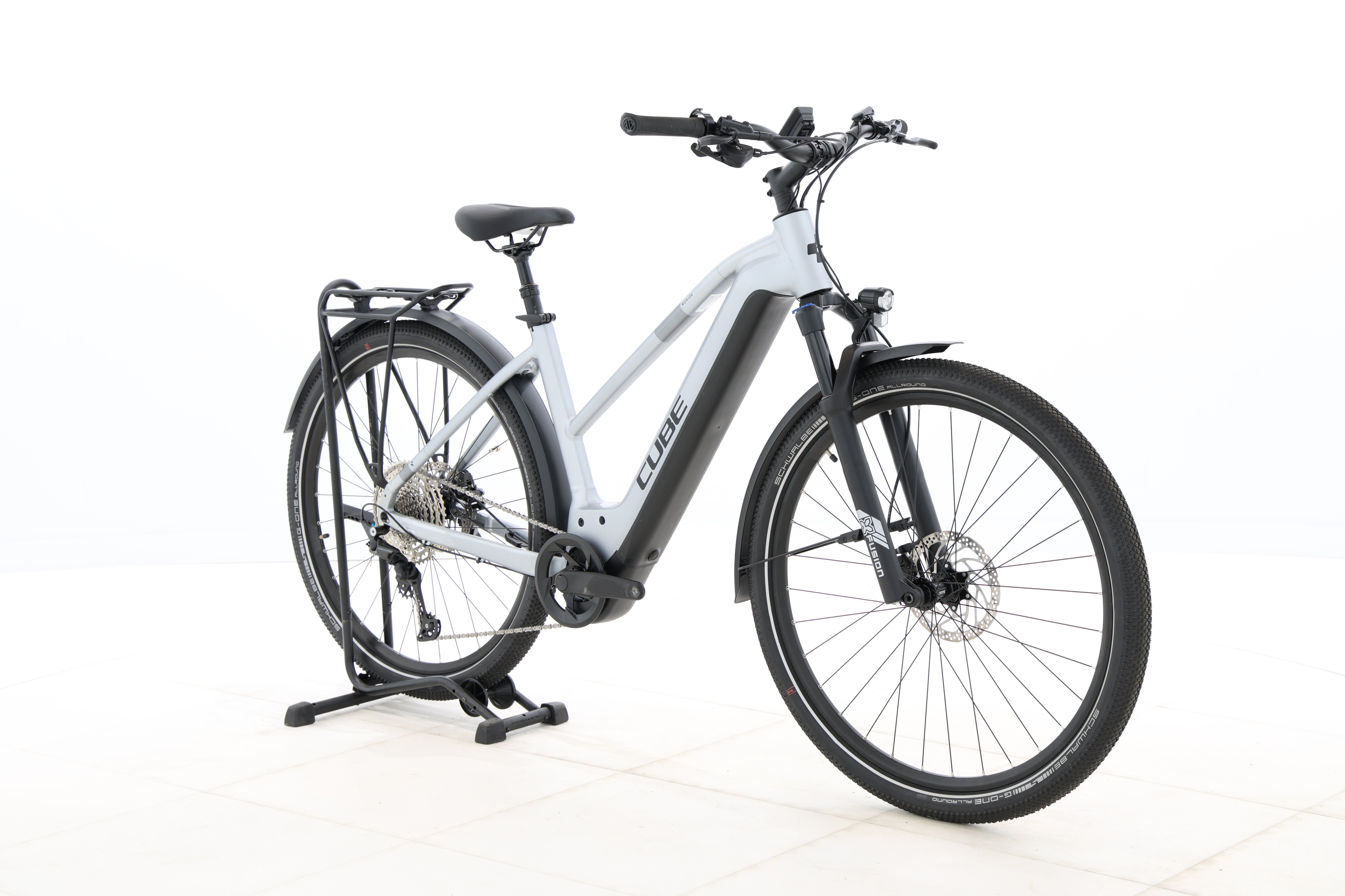 1b0a9995-84b9-435f-8d40-71d1fdd62454