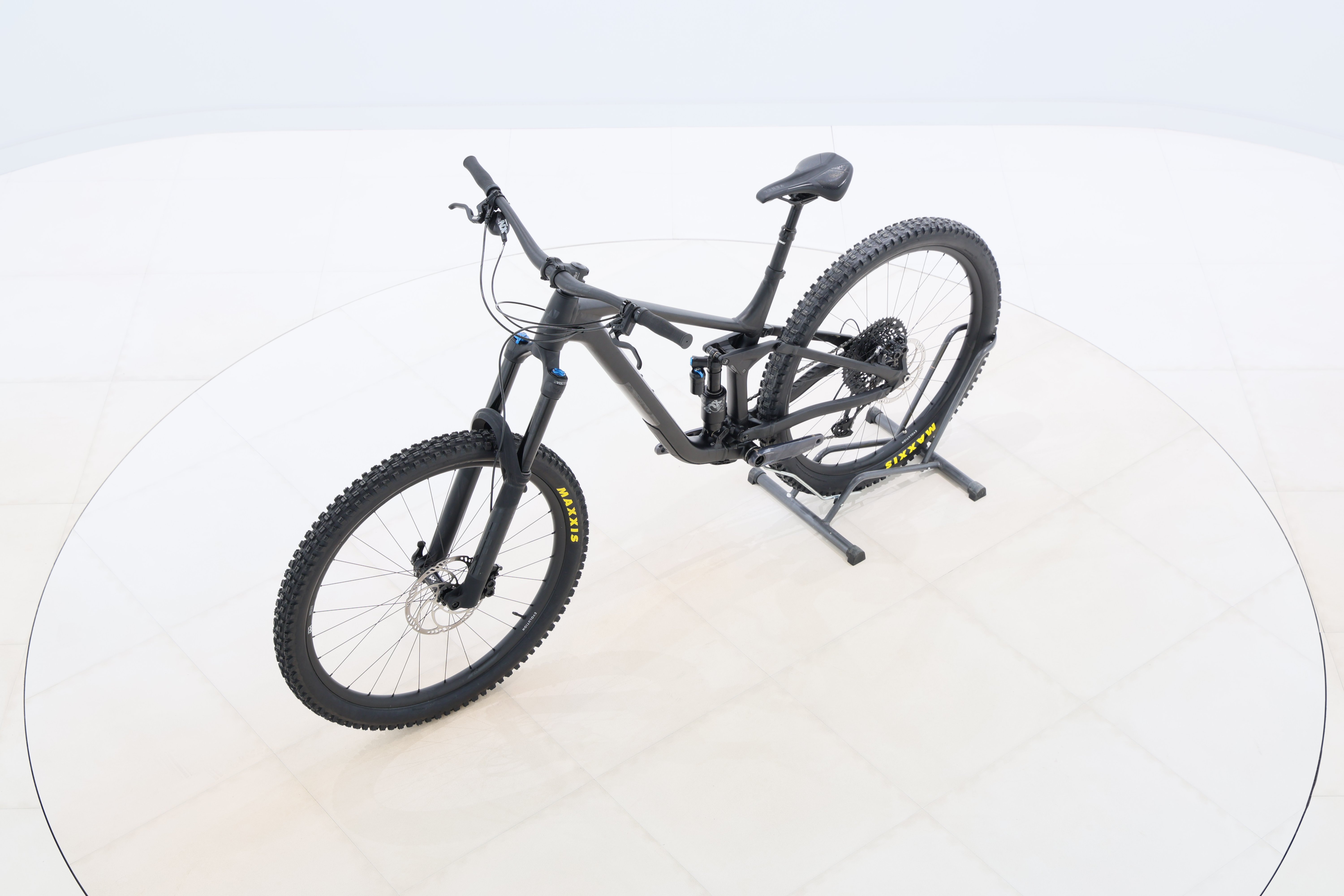 82a8beeb-1049-4986-a021-c69f1271430f